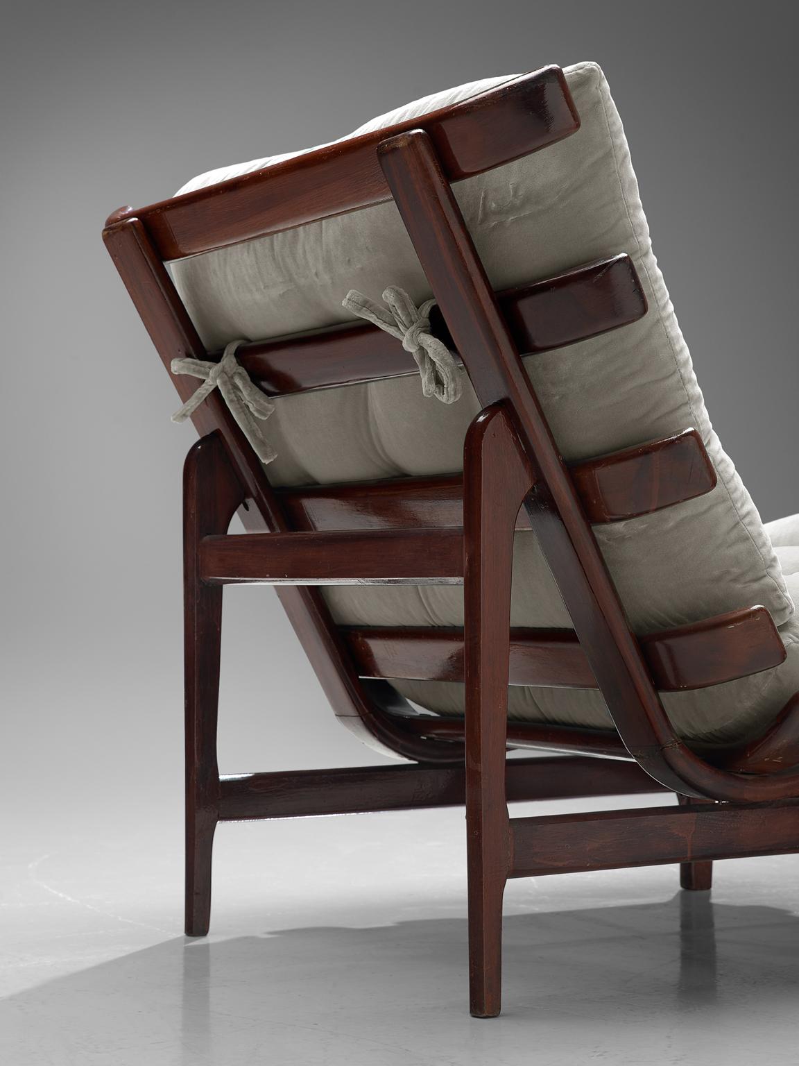 Mid-20th Century Lounge Chair in Solid Rosewood Frame by Móveis Pailar.