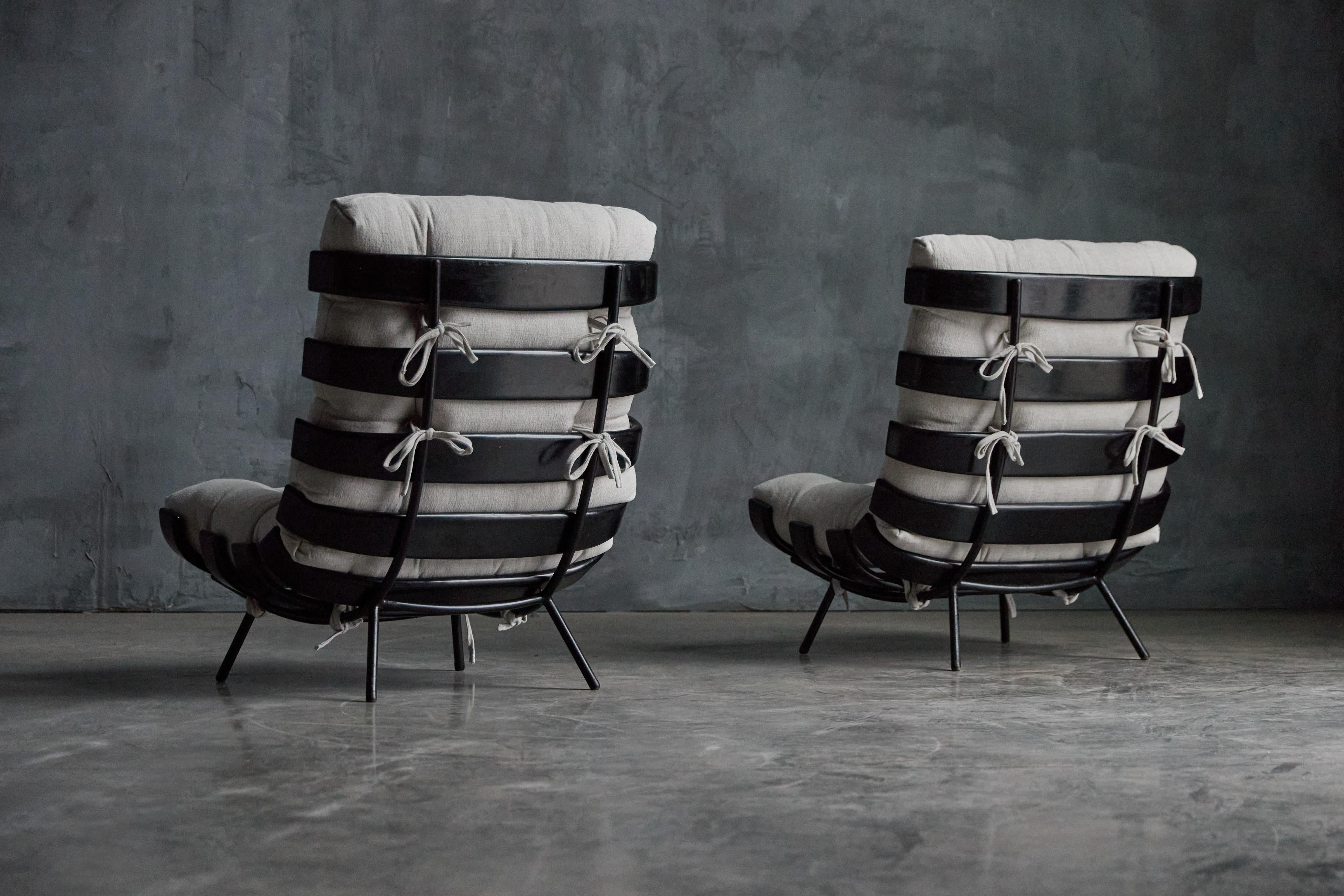 Brazilian Rare 'Costela' Lounge Chairs by Martin Eisler and Carlo Hauner, Brazil, 1954 For Sale