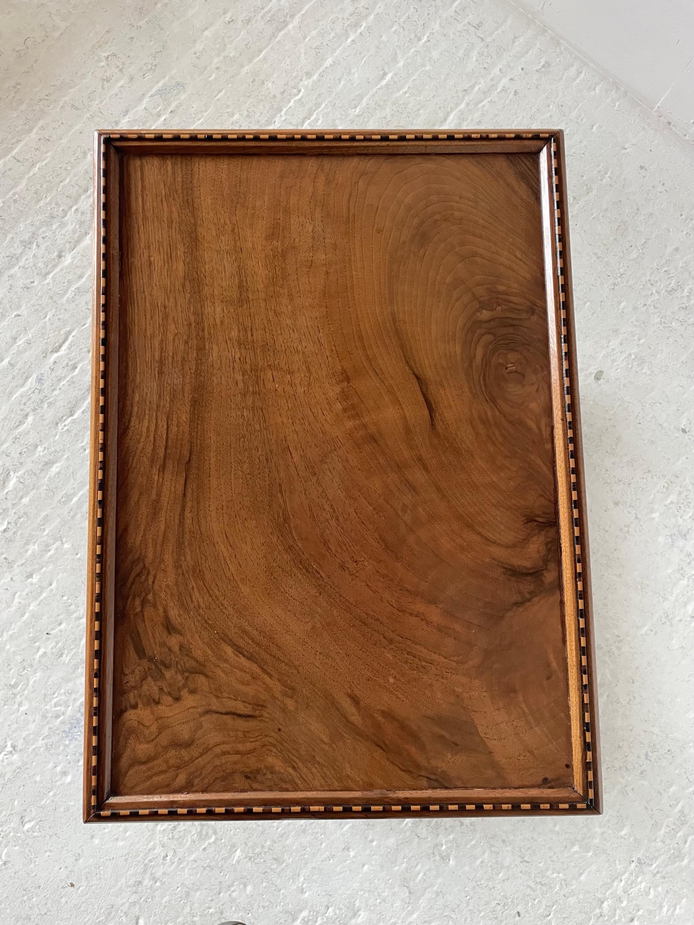 Incrusté Rare table d'appoint de l'école Cotswold par Edward Barnsley en vente