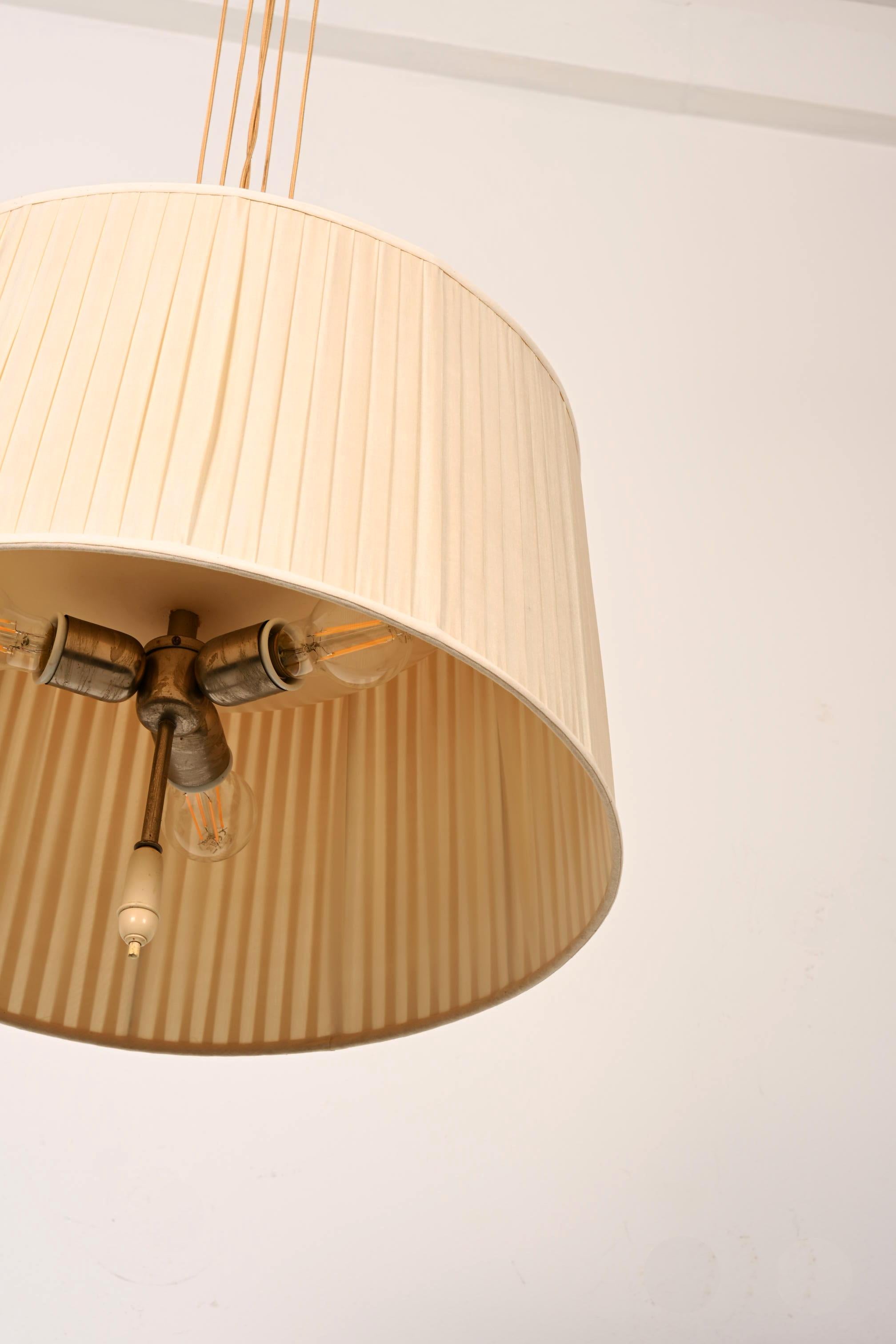 Rare Counterweight Silk Pendant Light Chandelier by Josef Frank in vendita 3