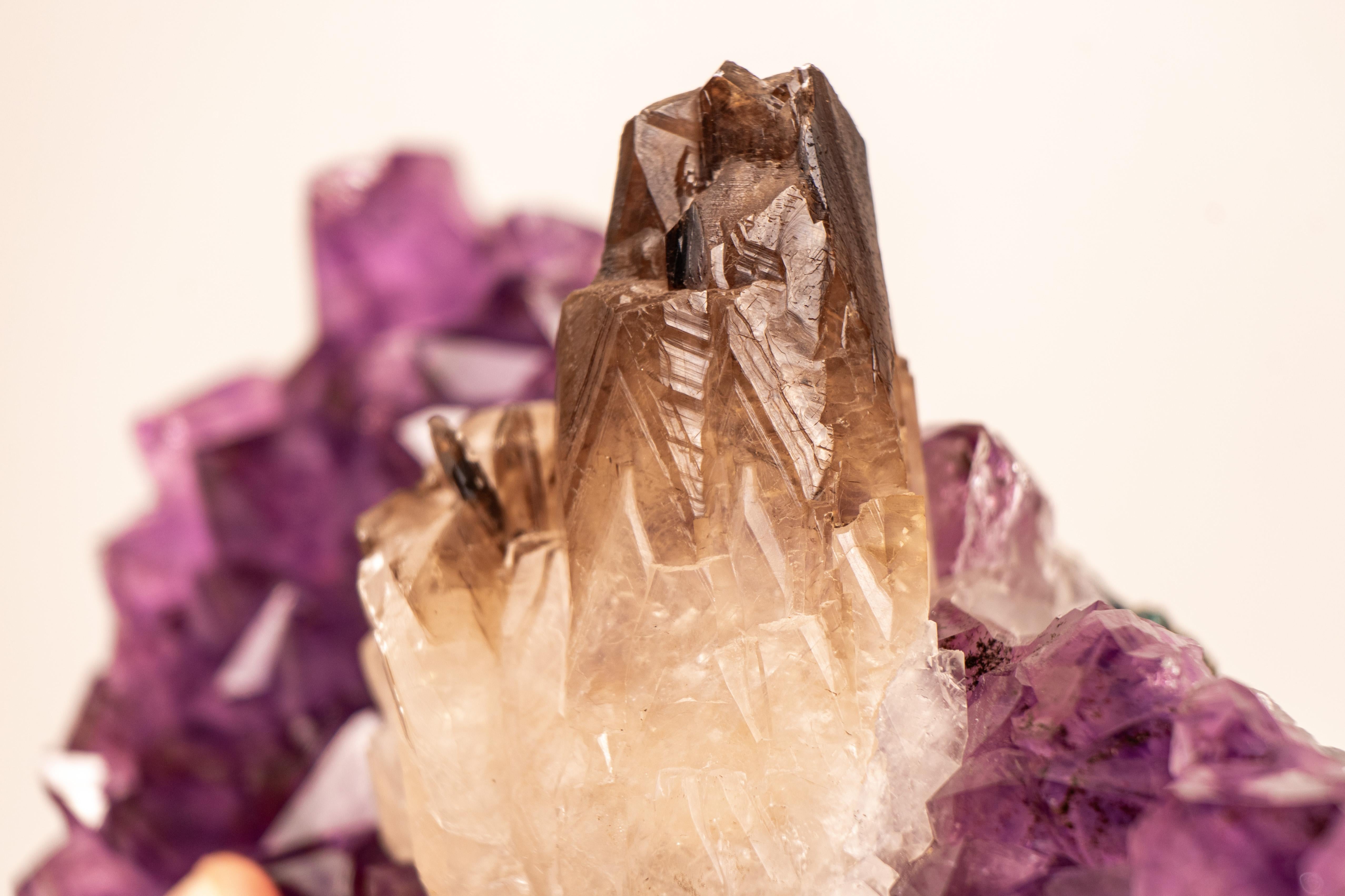 Rare Crystal Smoky Calcite on Deep Purple Amethyst Cluster in vendita 1