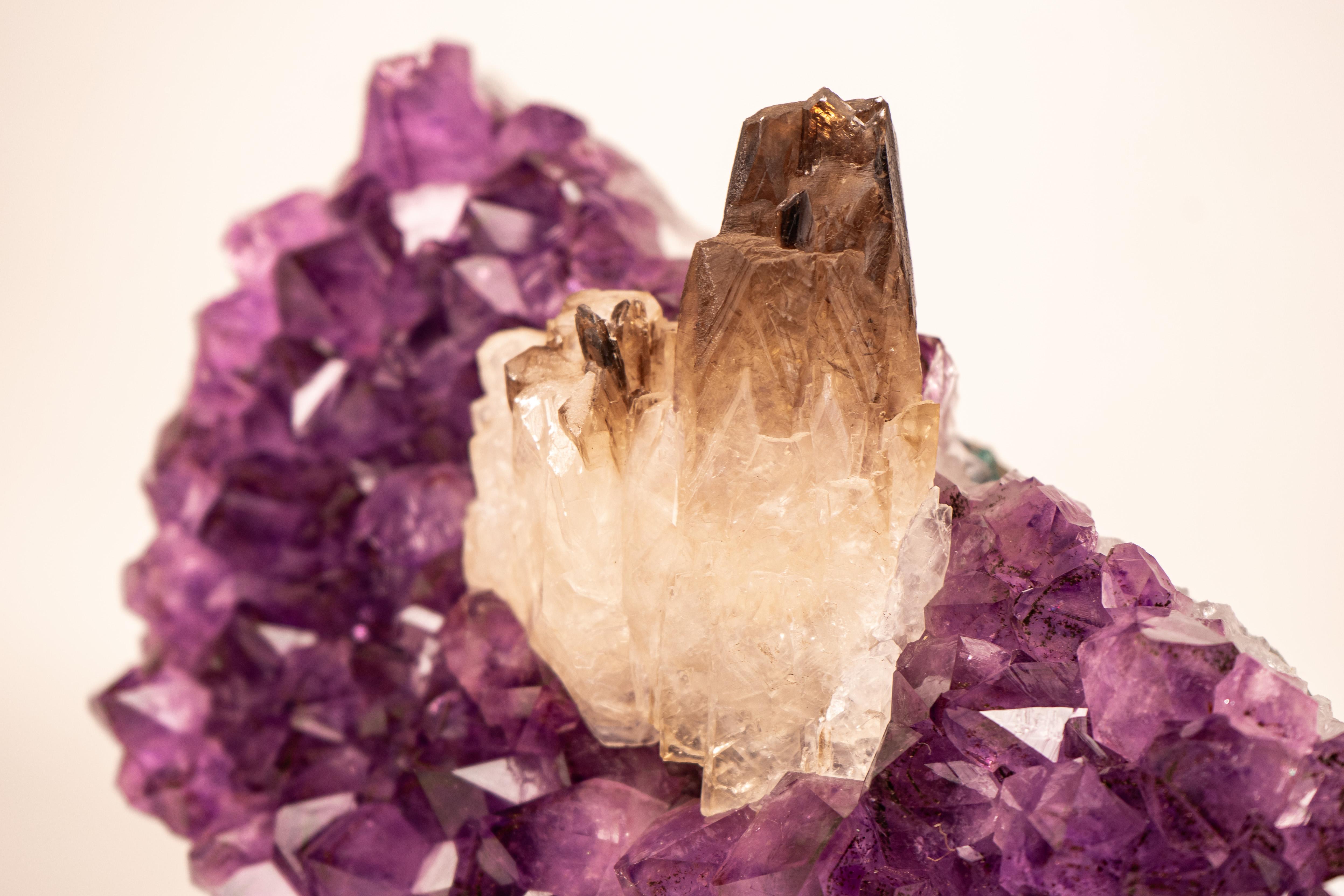 Rare Crystal Smoky Calcite on Deep Purple Amethyst Cluster in vendita 3