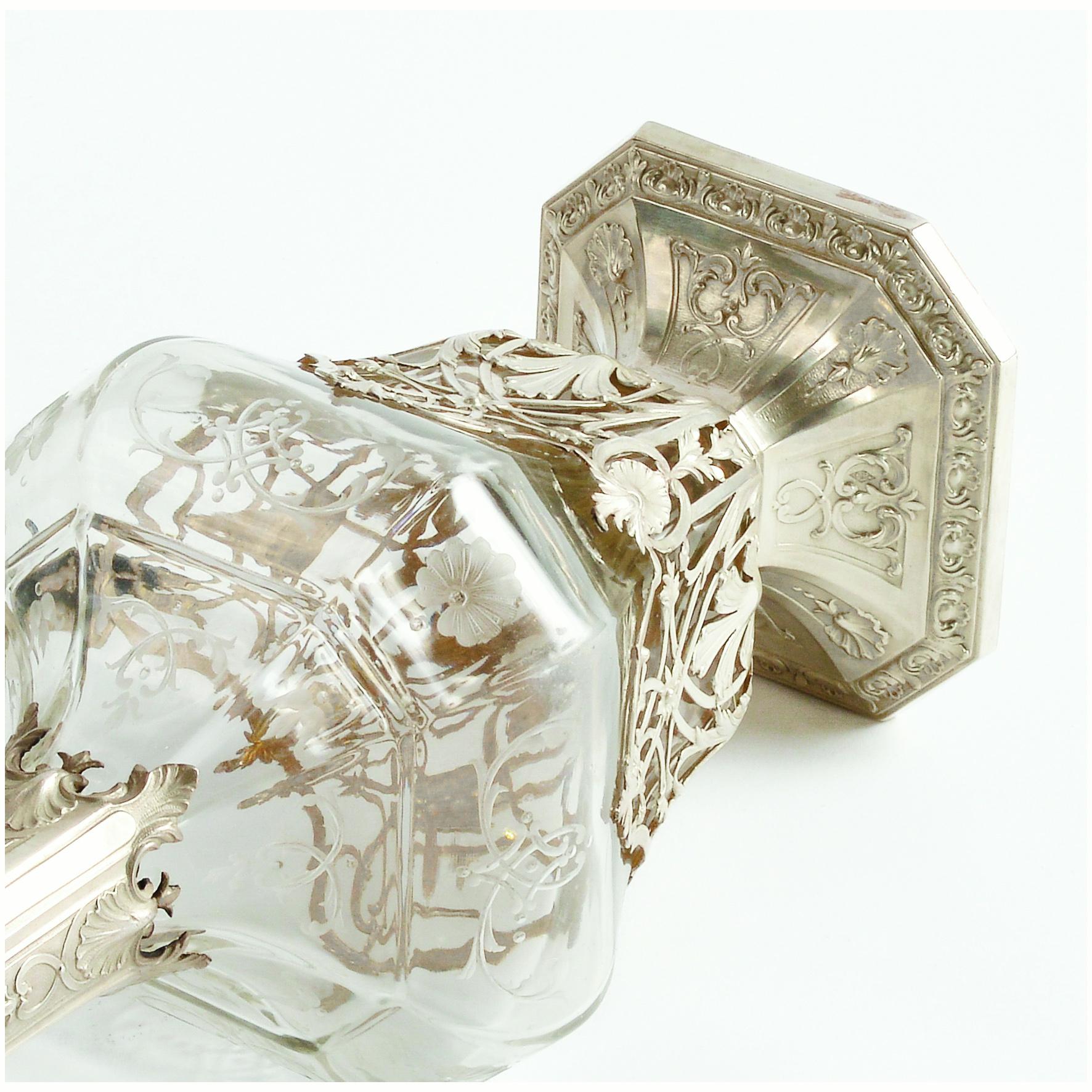 Seltenes, quadratisches, zartes Paar silberner Würfel in Kristallform von Boivin C.1900  im Angebot 3