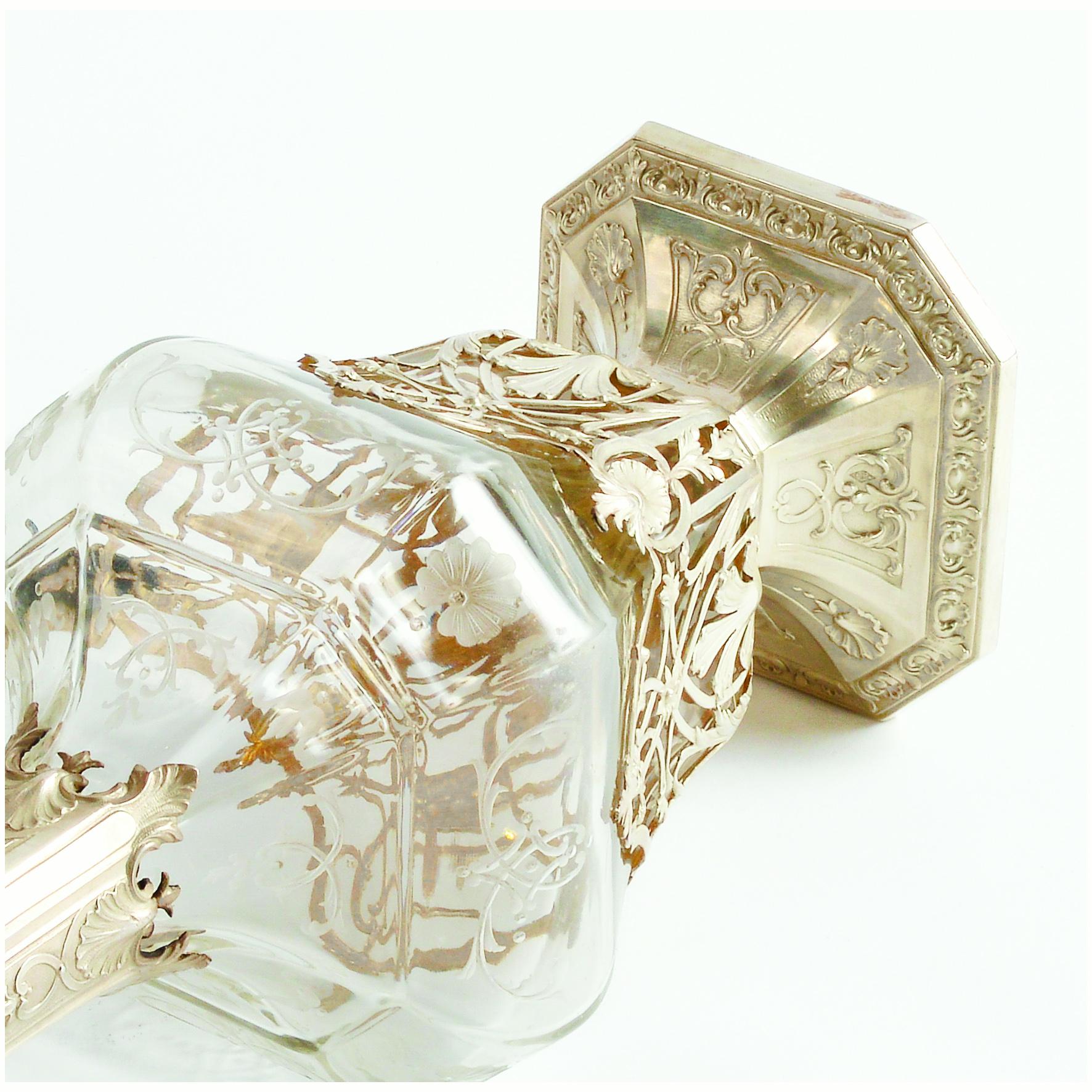 Seltenes, quadratisches, zartes Paar silberner Würfel in Kristallform von Boivin C.1900  im Angebot 4