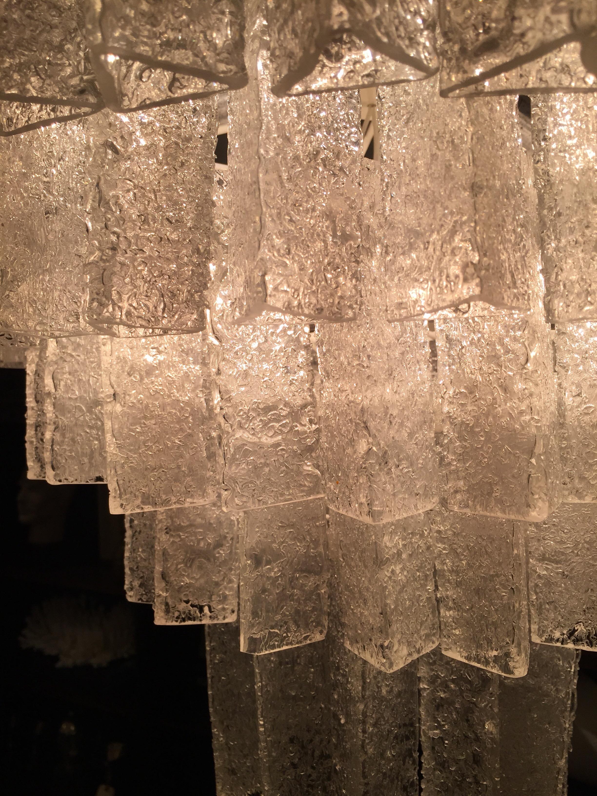 Italian Rare Crystallized Sugar Style Murano Glass Chandelier by Seguso