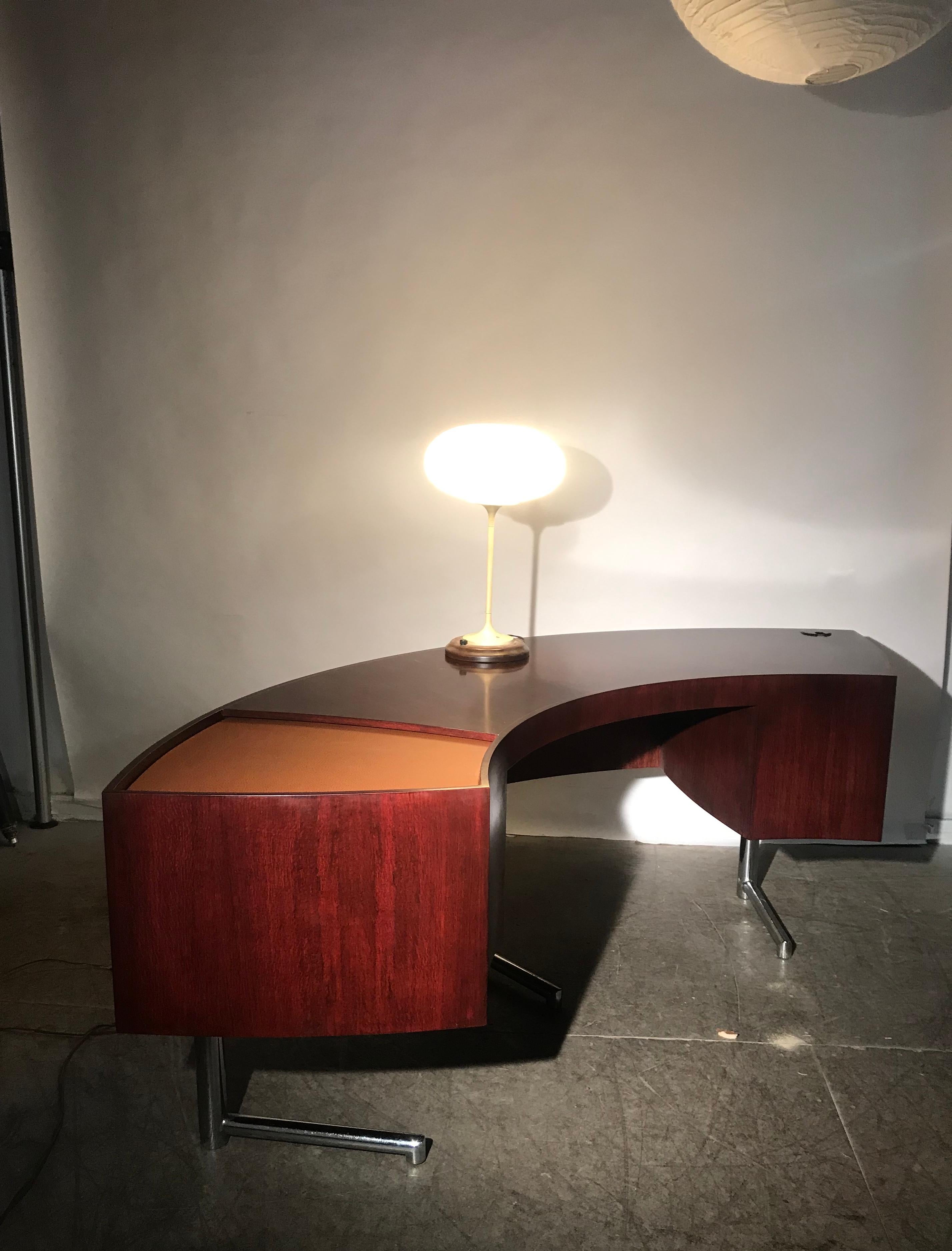 Rare Curved Desk on Chrome-Plated Base, Designed by Leif Jacobsen 6