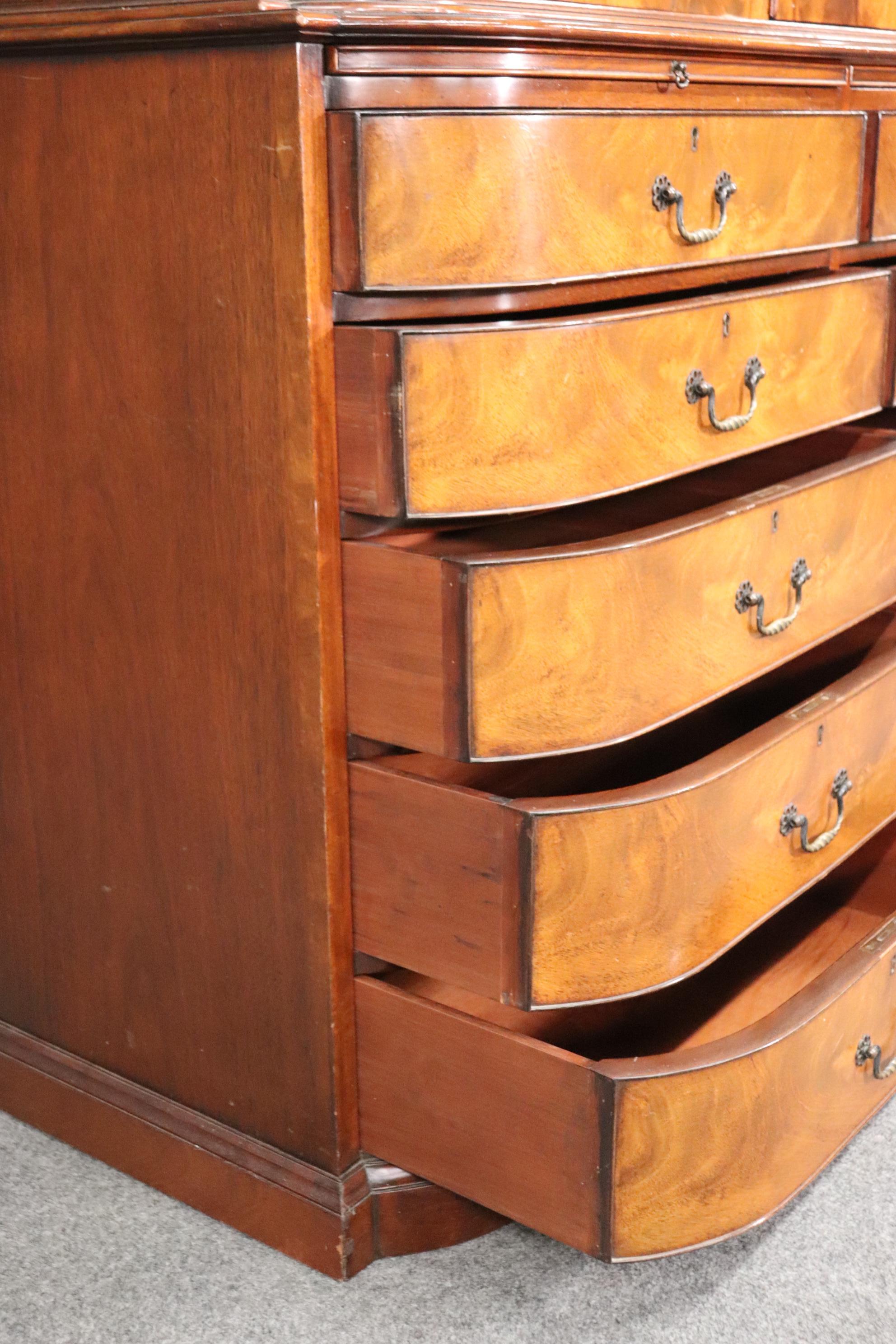 Rare Curved Hand-Blown Glass Figured Walnut Beacon Hill China Cabinet Bookcase 1