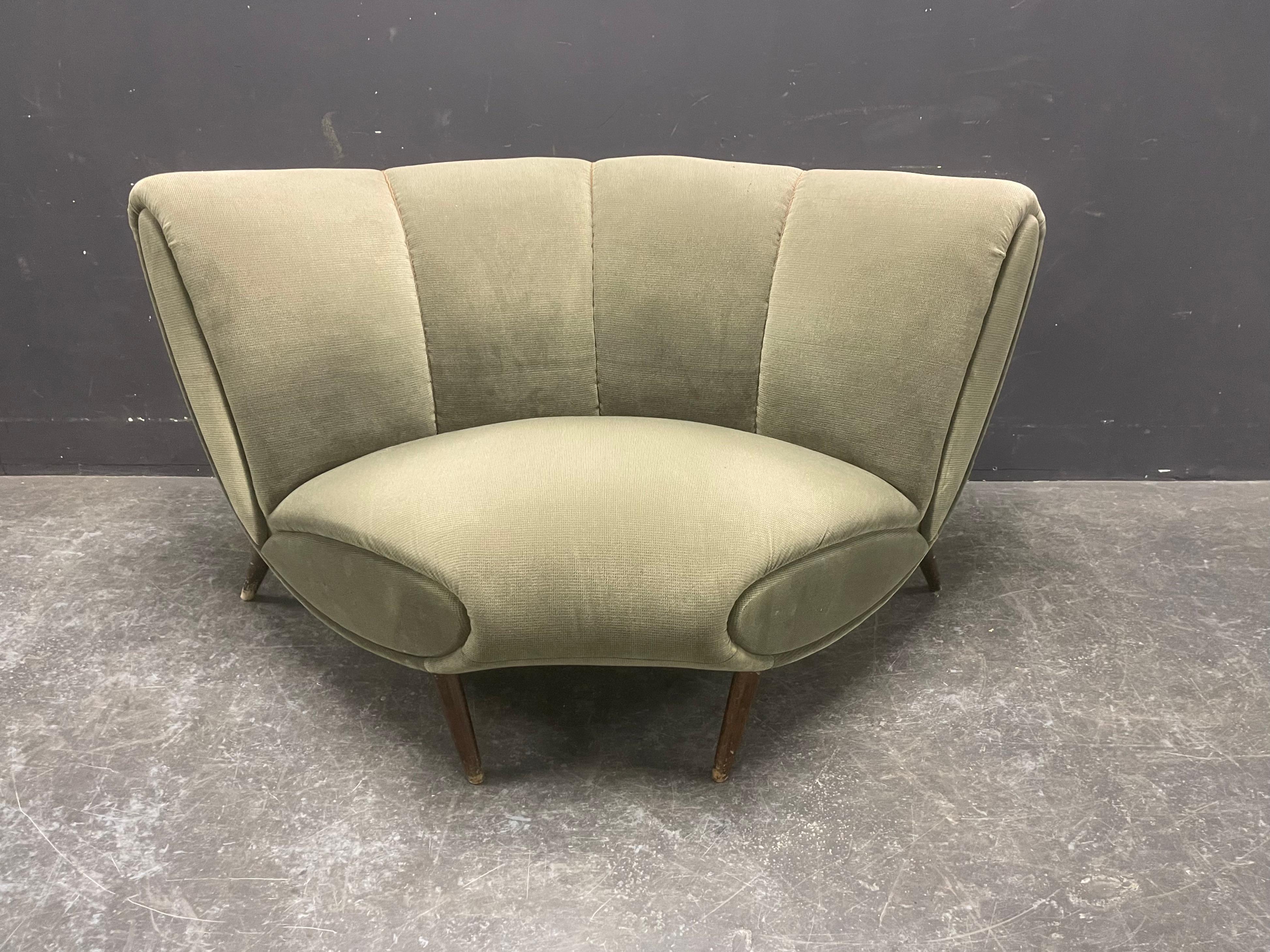 raro elemento de sofá curvo o sillón enorme de norman bel geddes en Bastante bueno estado para la venta en Munich, DE