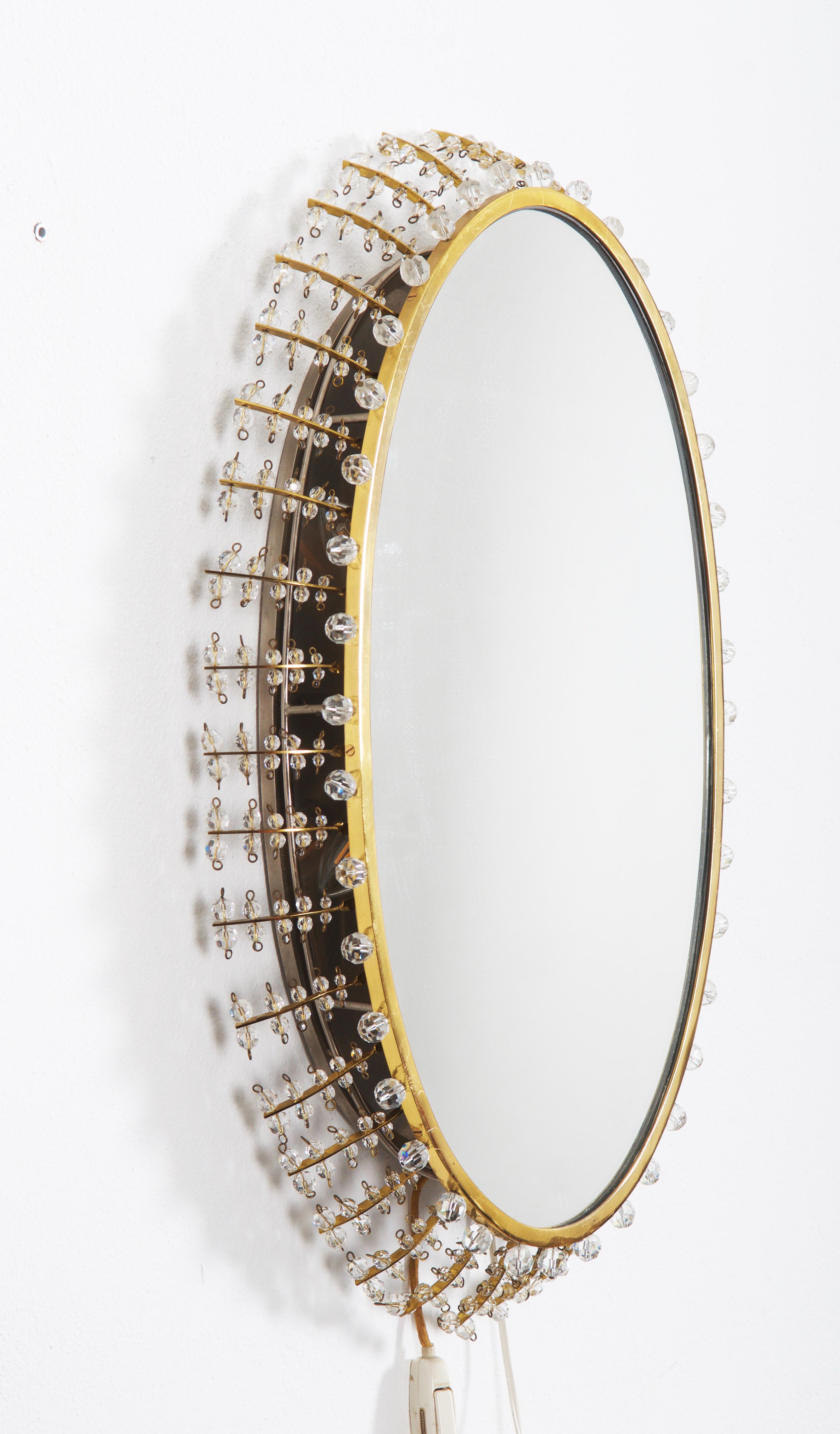 Rare miroir éclairé en cristal taillé de J.L Lobmeyr Bon état - En vente à Vienna, AT