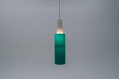 Rare lampe cylindrique en verre de lait couleur pétrole:: années 1960