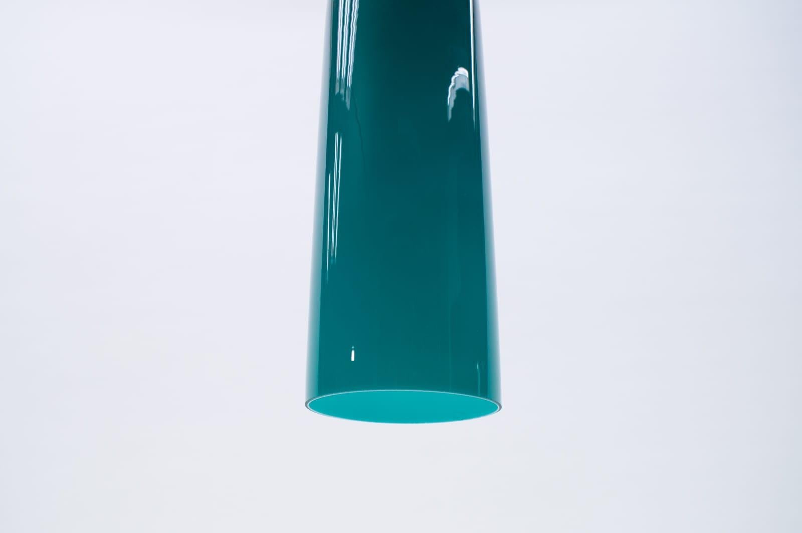 Rara lampada cilindrica in vetro color petrolio, anni '60 in vendita 2