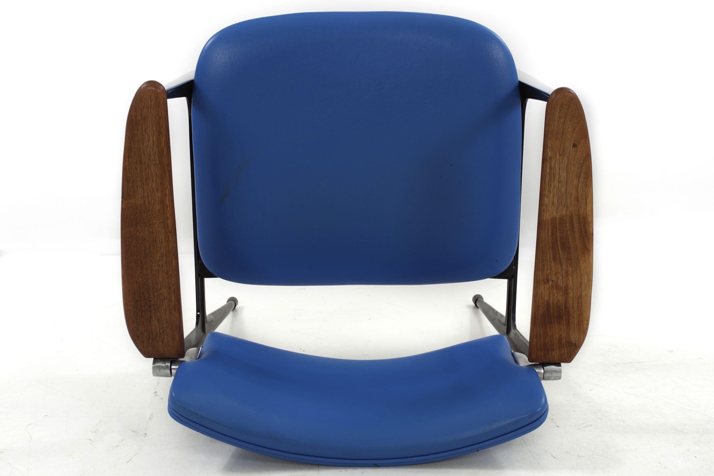 Seltener Sessel aus Nussbaum und Aluminium, Dan Johnson für Shelby Williams, ca. 1960er Jahre im Angebot 3