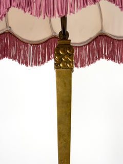 Lámpara de mesa danesa de estilo Art Nouveau de latón, muy poco común, de Thorvald Bindesbøll