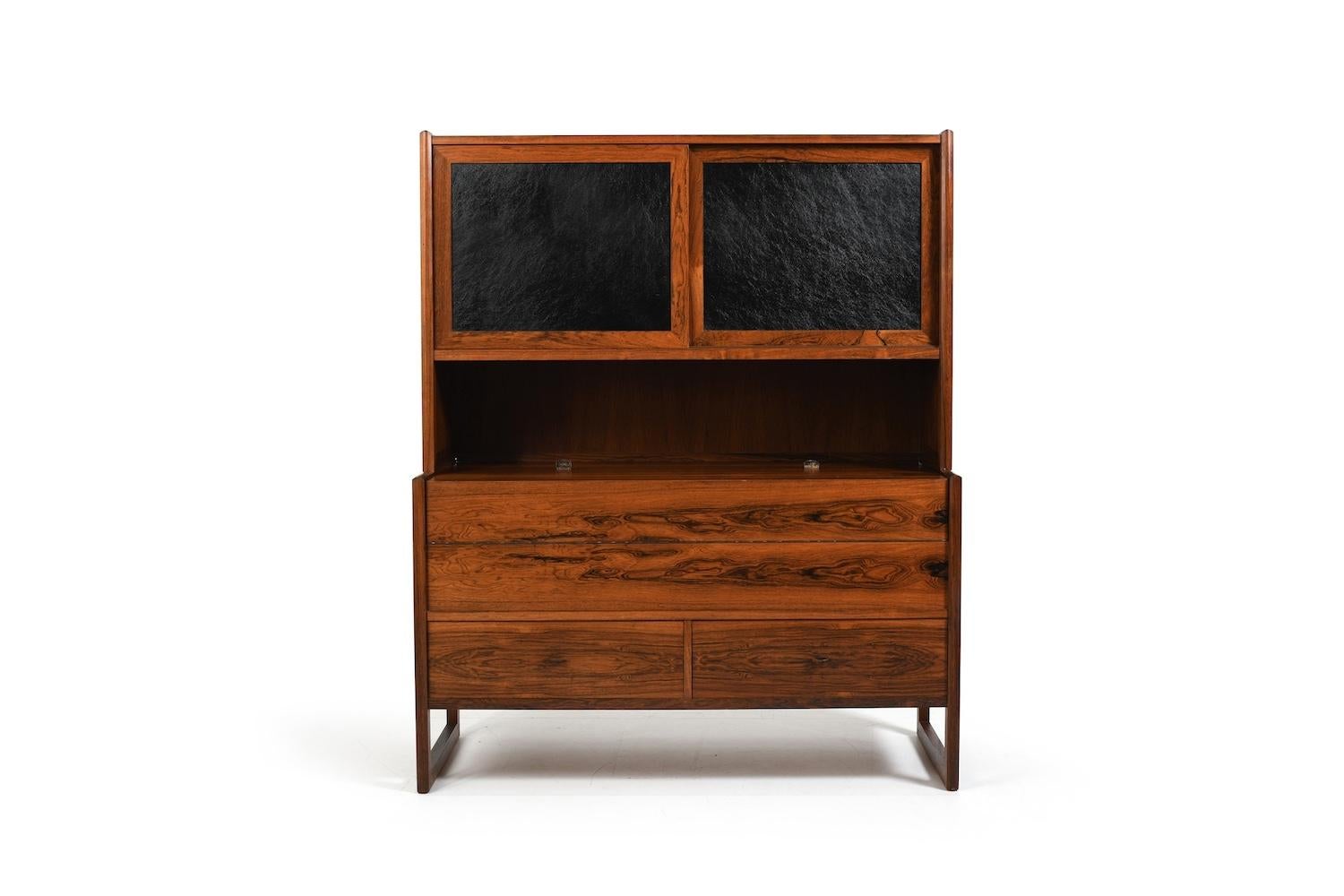 XX secolo Raro mobile bar danese con parti in pelle anni '60 in vendita