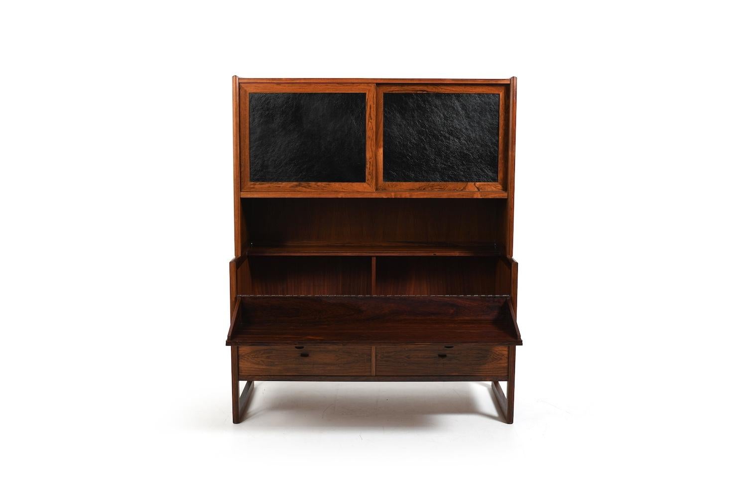 Pelle Raro mobile bar danese con parti in pelle anni '60 in vendita