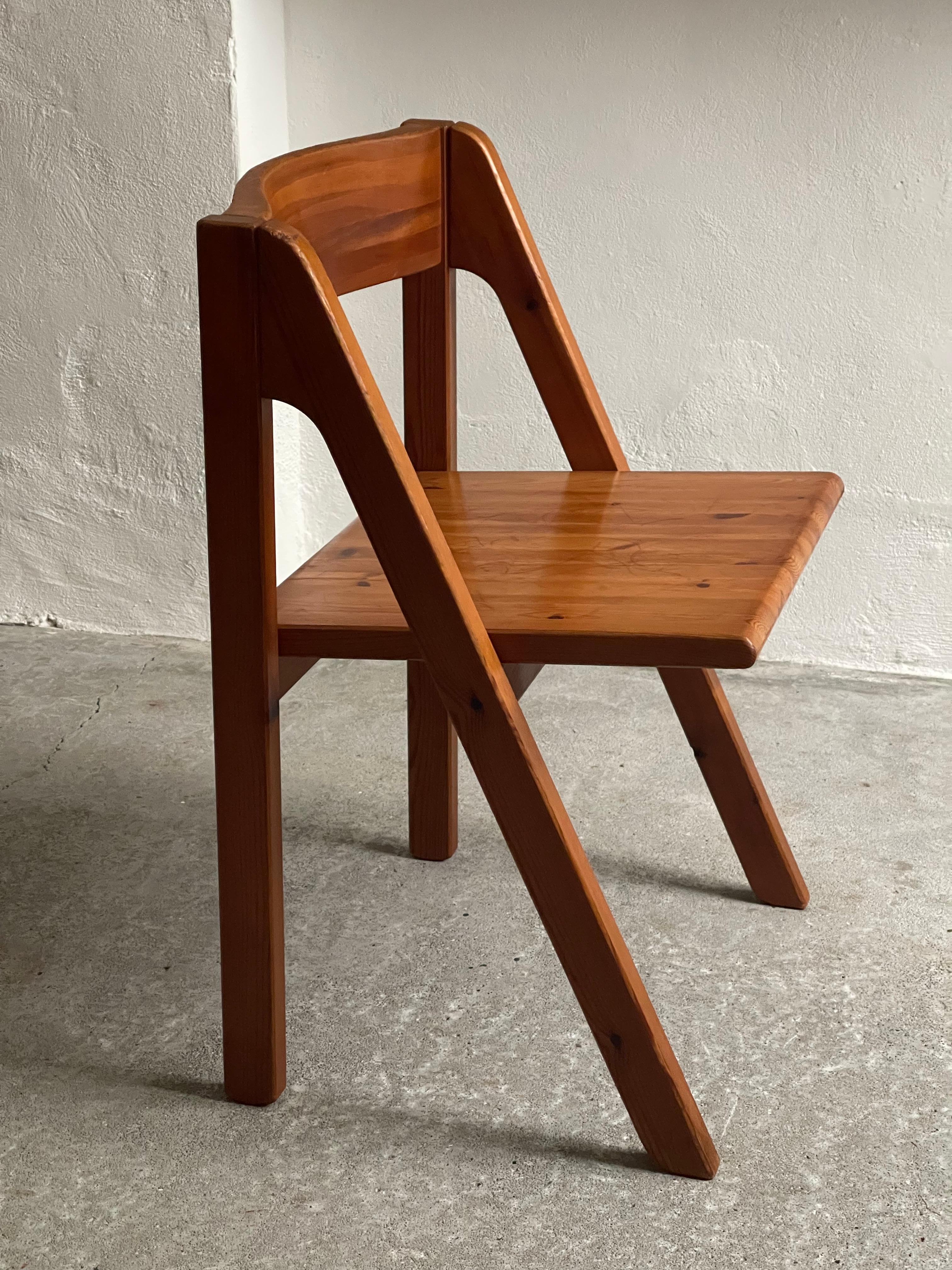 Rare Danish Chair in Solid aged Pine by Nissen & Gehl 1970, Model: Fyrkat For Sale 5