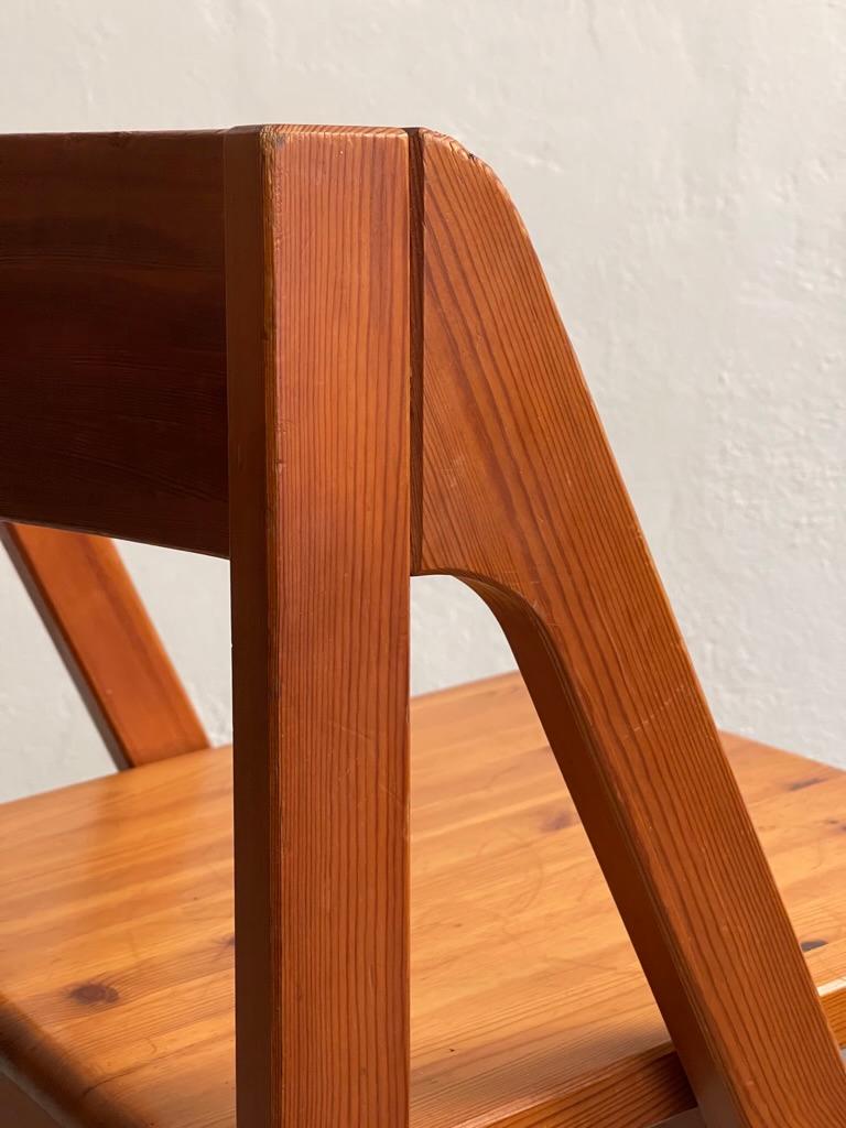 Seltener dänischer Stuhl aus massivem, gealtertem Kiefernholz von Nissen & Gehl, Modell: Fyrkat, 1970 im Angebot 6