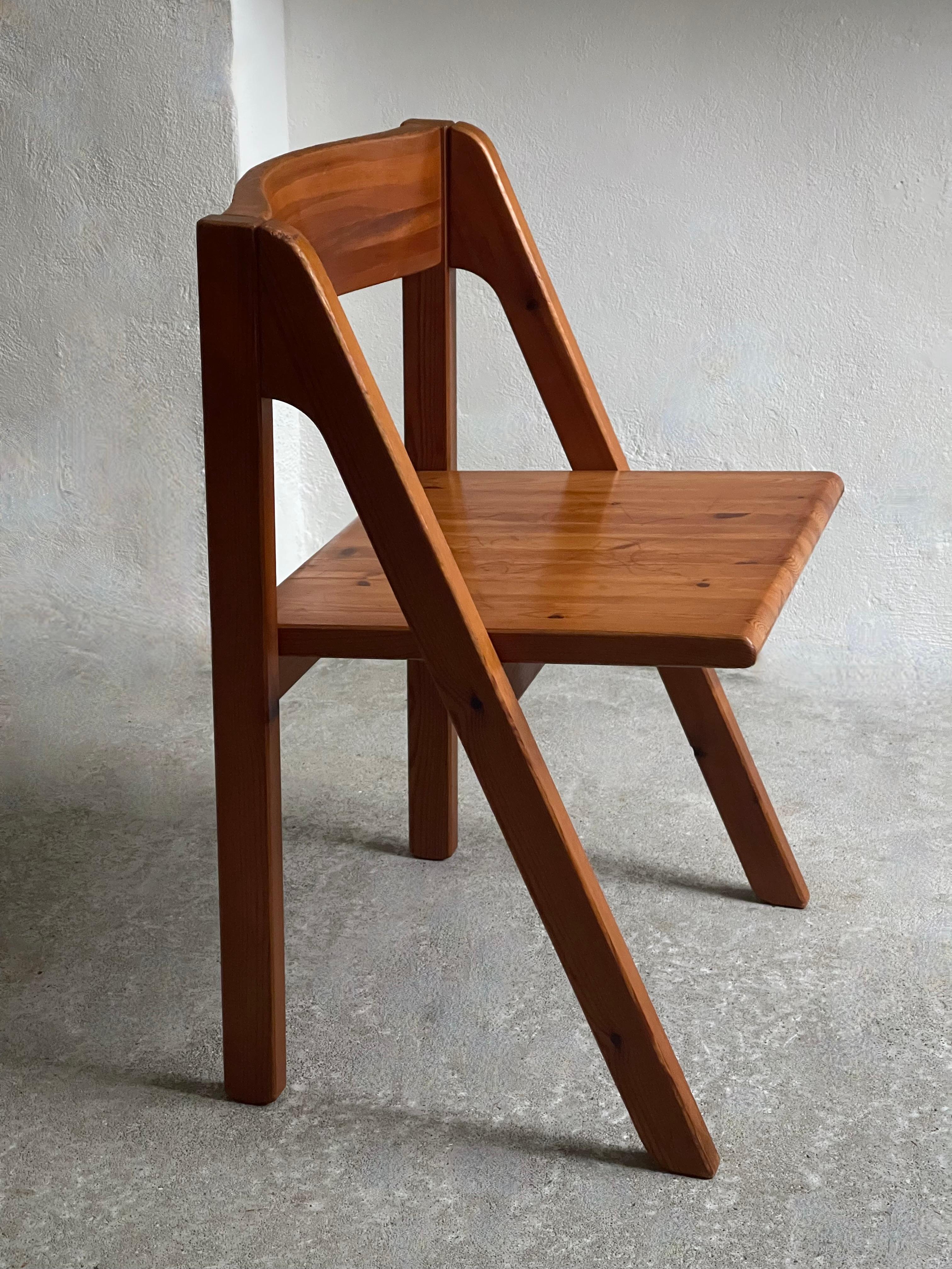 Rare Danish Chair in Solid aged Pine by Nissen & Gehl 1970, Model: Fyrkat For Sale 3