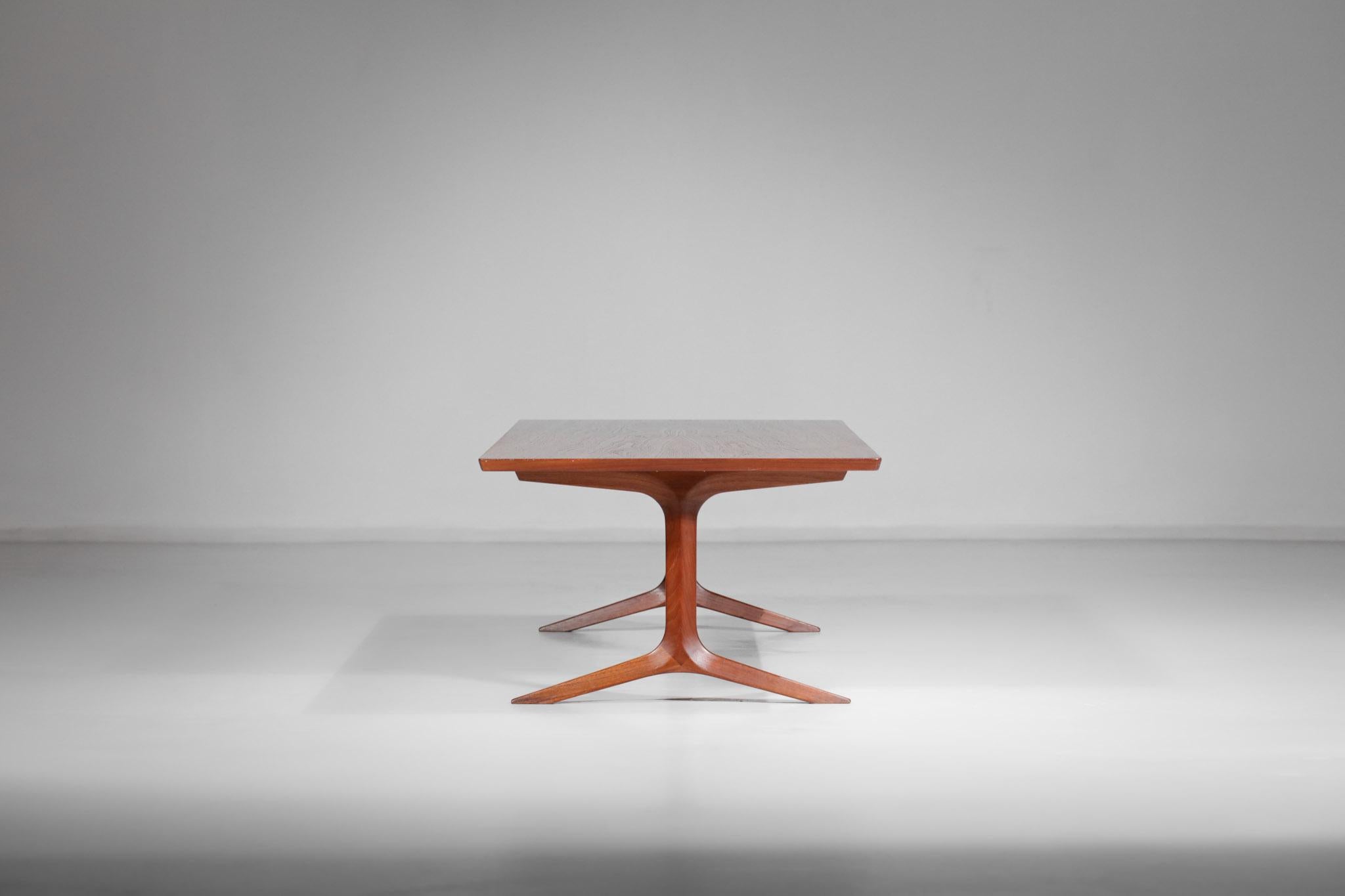 Rare Danish Coffee Table by Peter Hvidt and Orla Molgaard Scandinavian, F143 For Sale 4