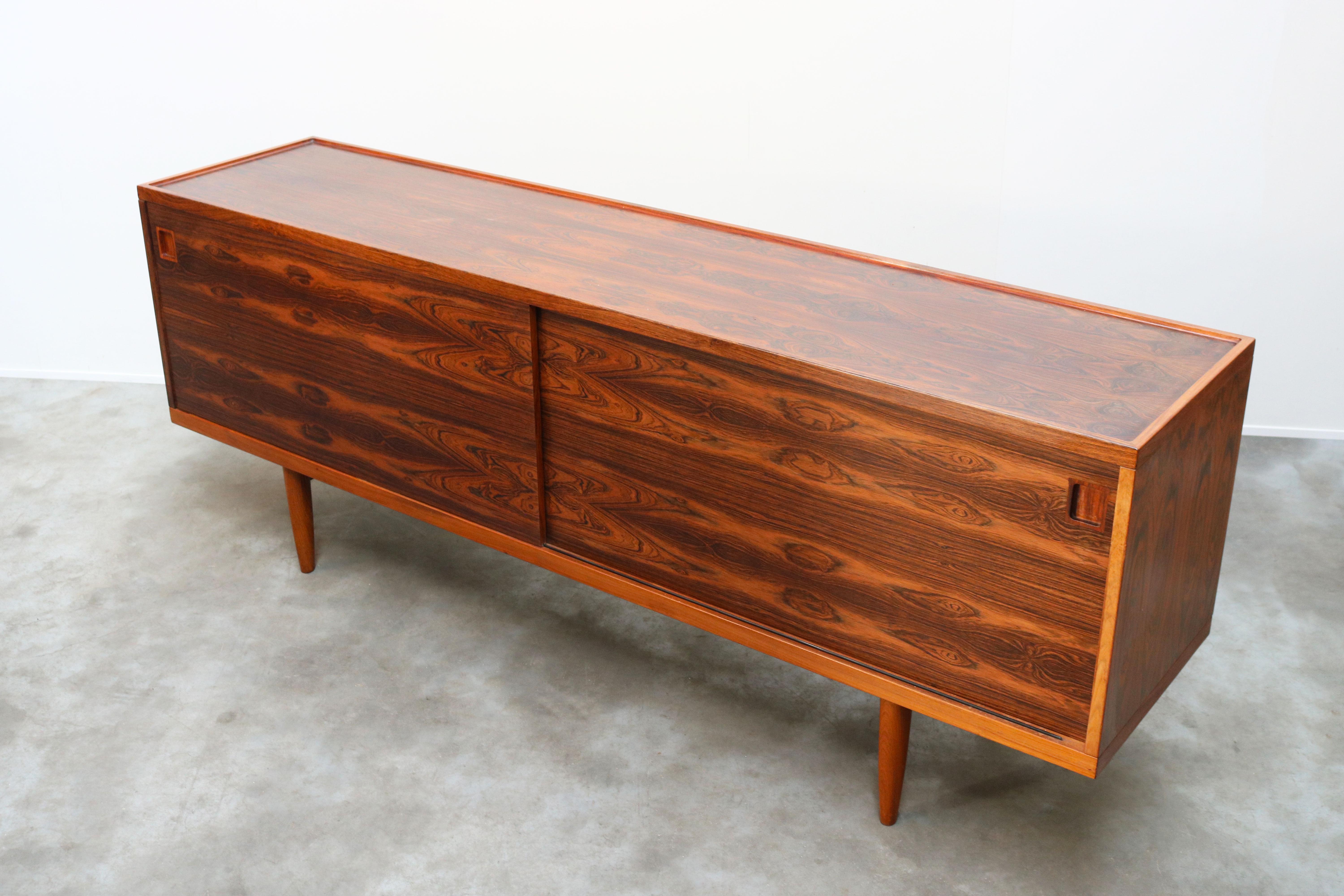 Rare Danish Credenza / Sideboard Model 20 by Niels Otto Moller 1950 Rosewood For Sale 5