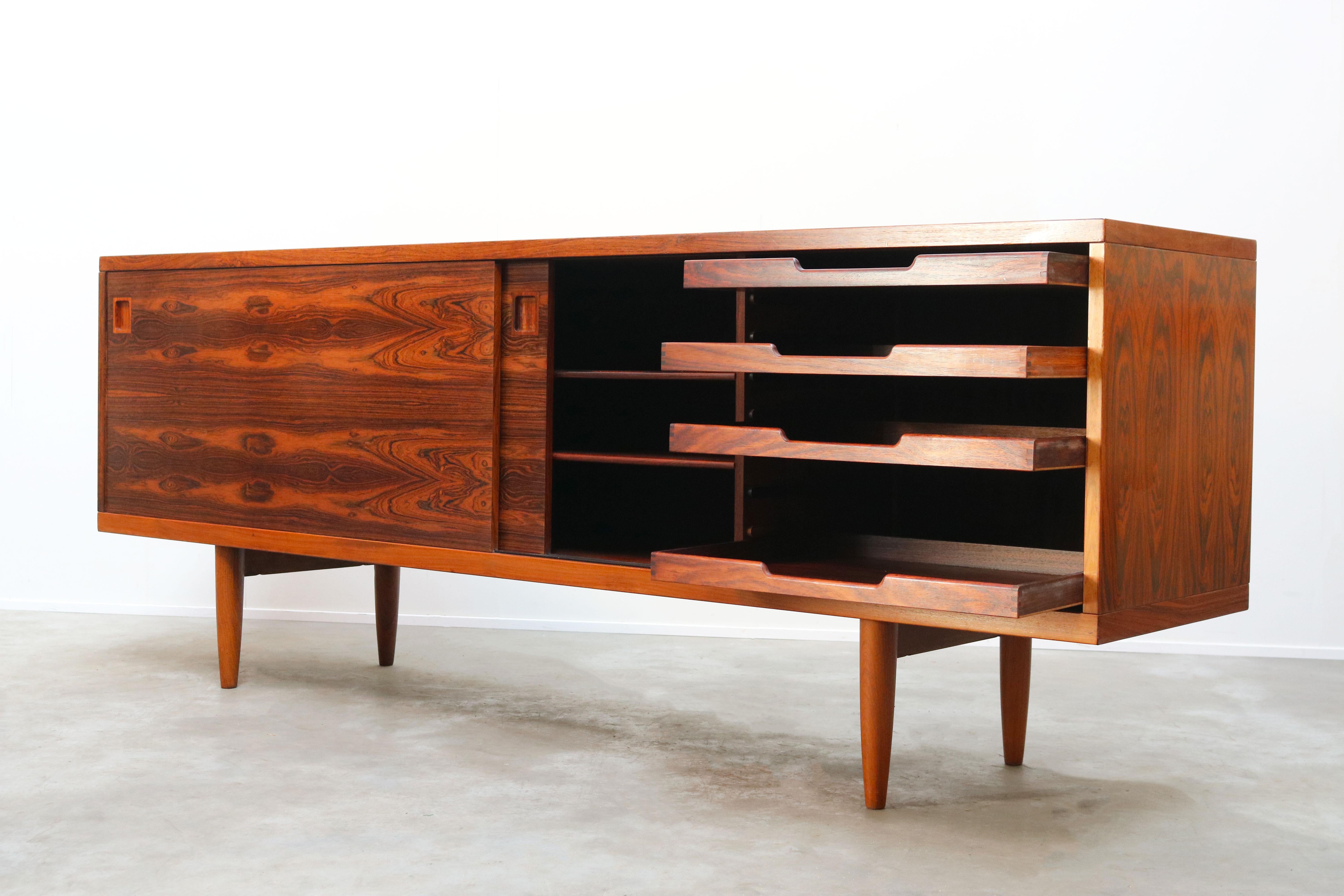 Rare Danish Credenza / Sideboard Model 20 by Niels Otto Moller 1950 Rosewood For Sale 6
