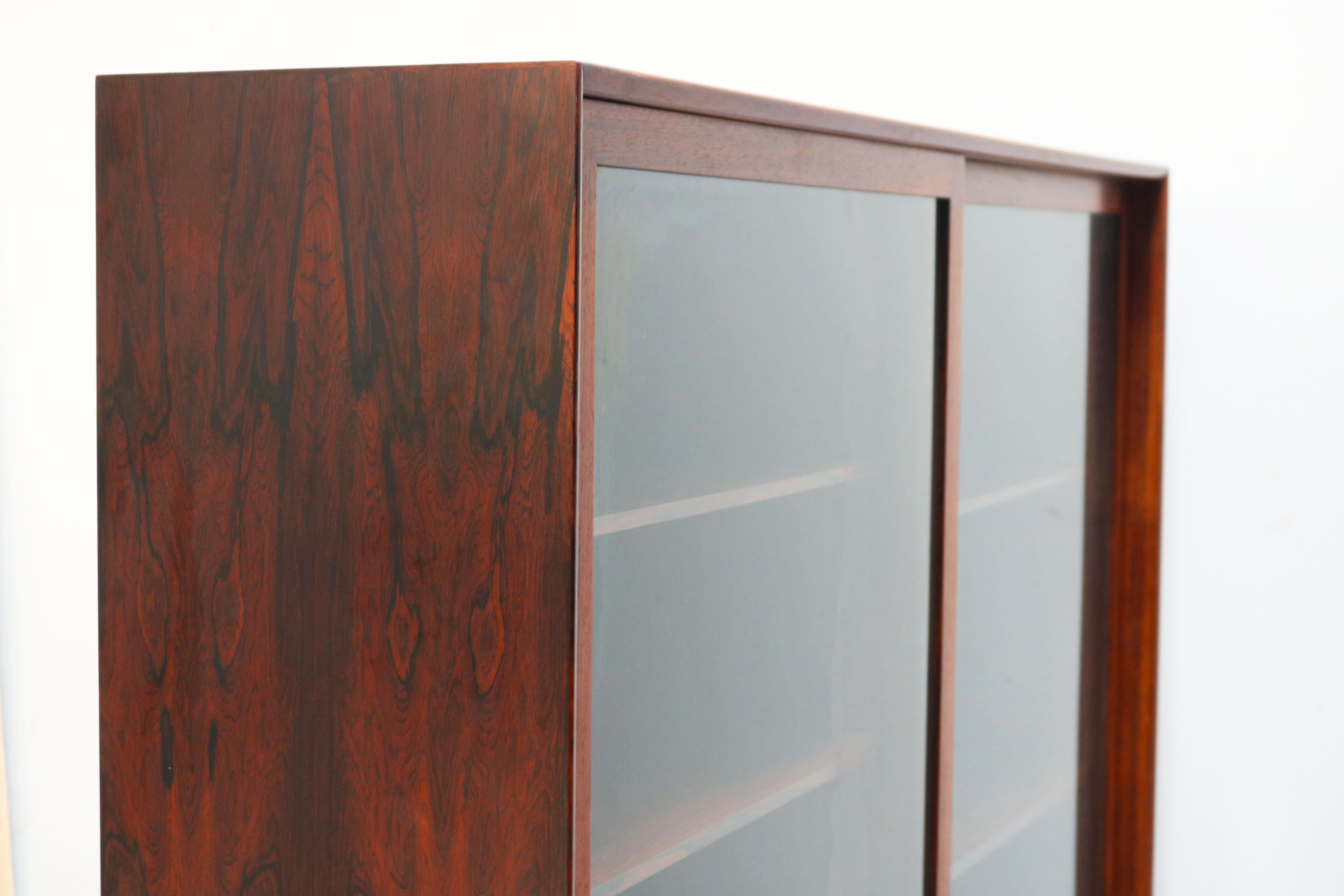 Rare danish design rosewood bookcase by Arne vodder for Sibast furniture 1958 For Sale 2