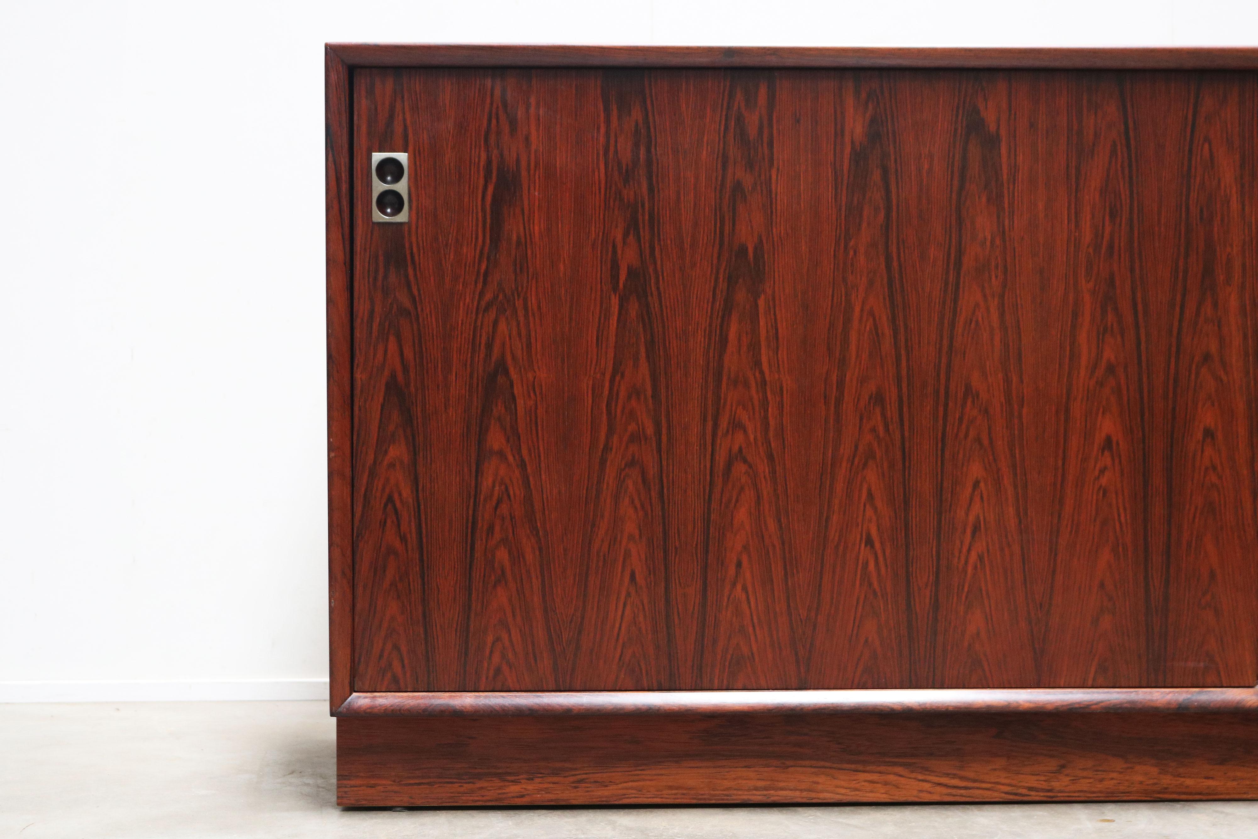 Danois Rare buffet danois design d'Arne Vodder pour Sibast meubles 1958 Bois de rose en vente