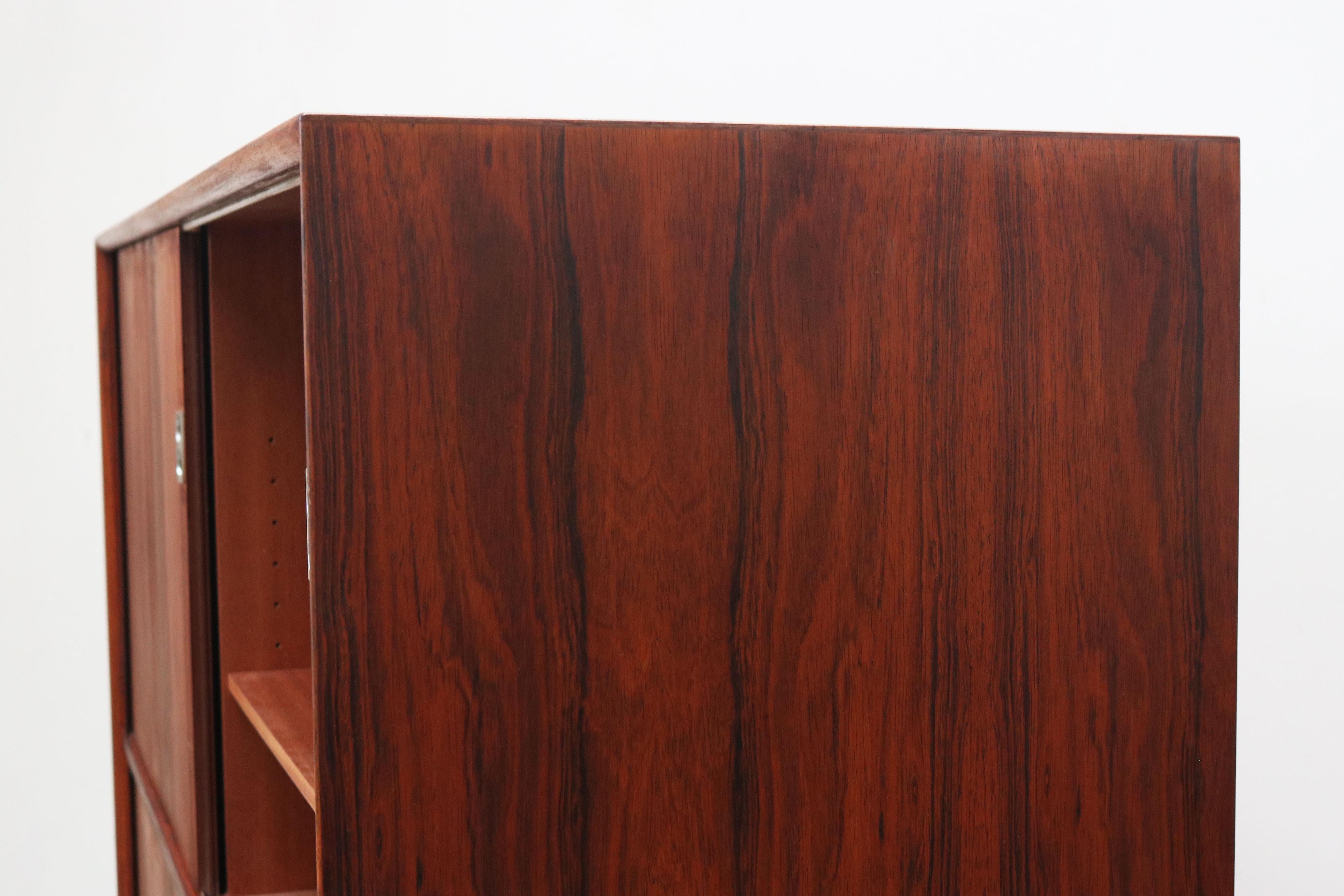 rara credenza di design danese con ante a tamburo di Arne Vodder per Sibast 1958 in vendita 2