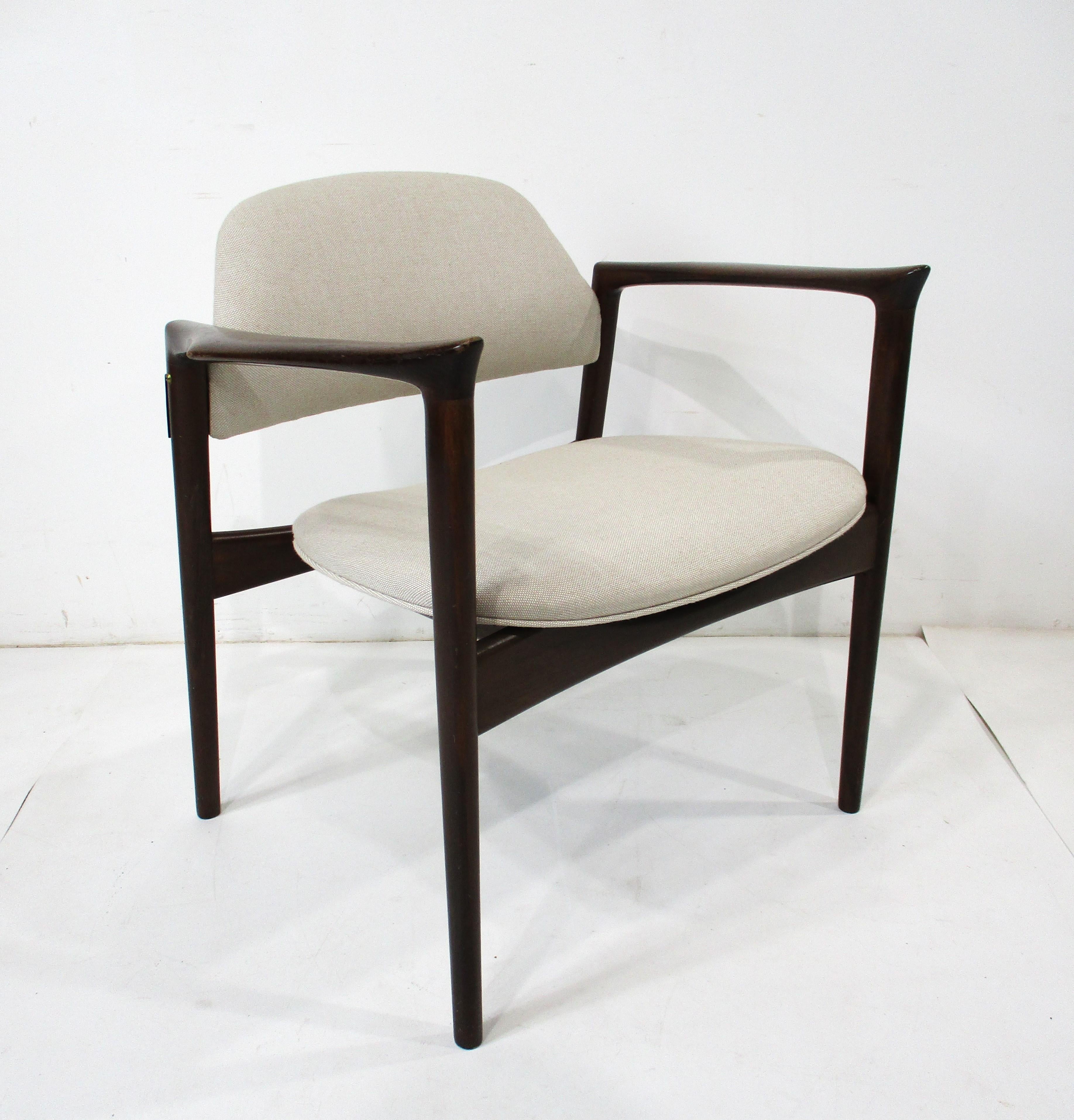 Mid-Century Modern Rare chaise longue danoise IB Kofod Larsen pour Selig Denmark (A) en vente