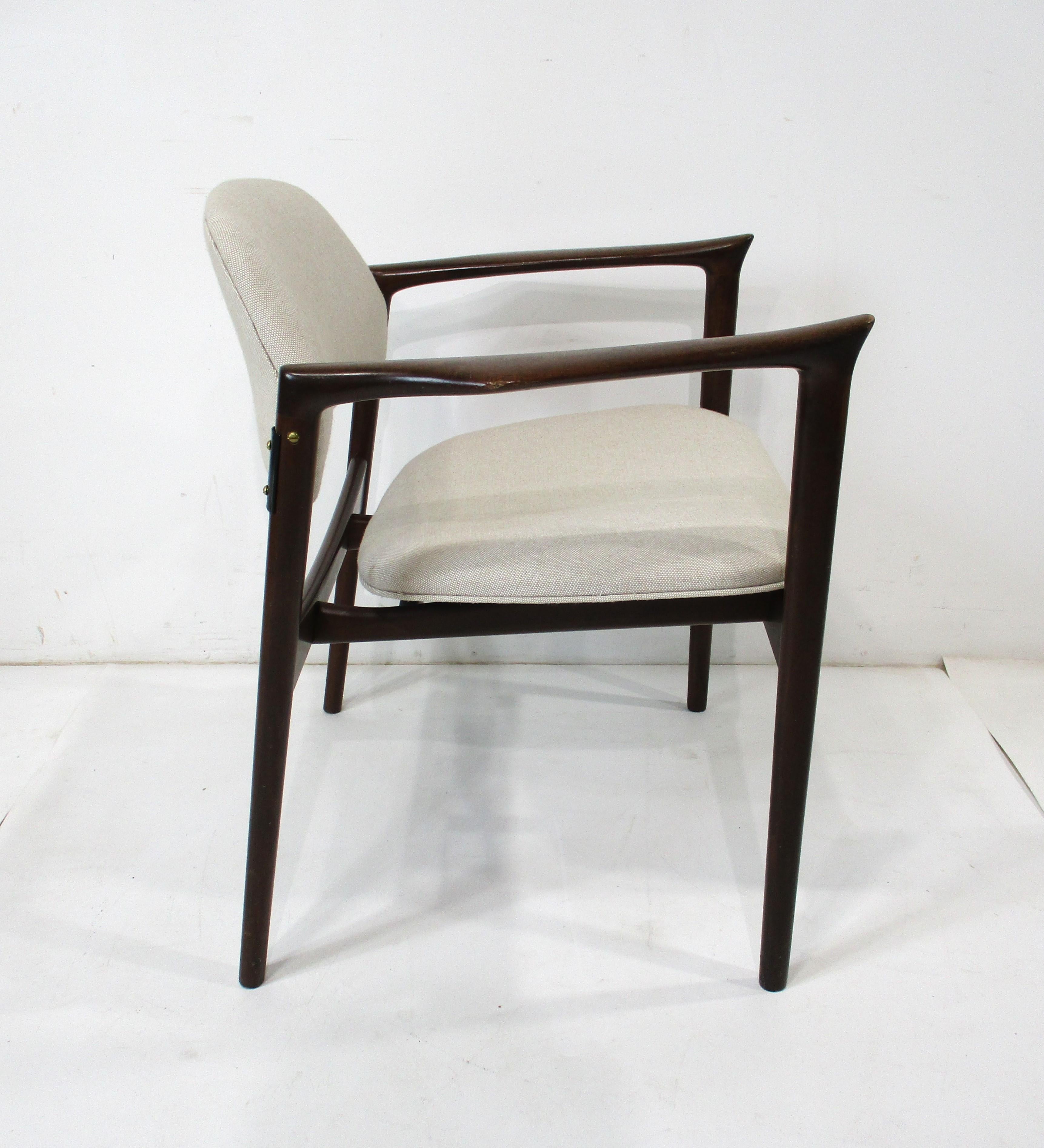 Danois Rare chaise longue danoise IB Kofod Larsen pour Selig Denmark (A) en vente
