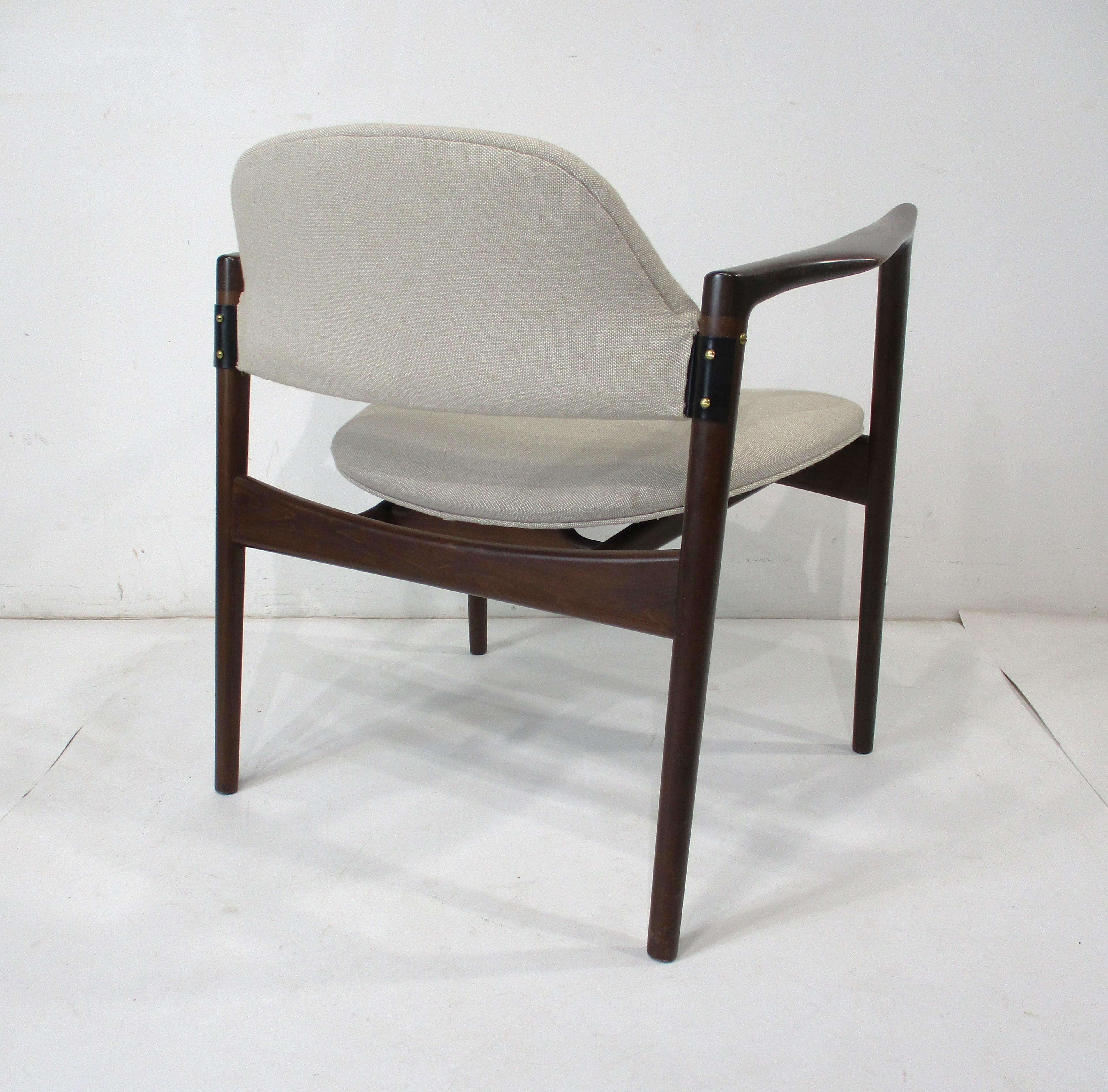 Rare chaise longue danoise IB Kofod Larsen pour Selig Denmark (A) Bon état - En vente à Cincinnati, OH