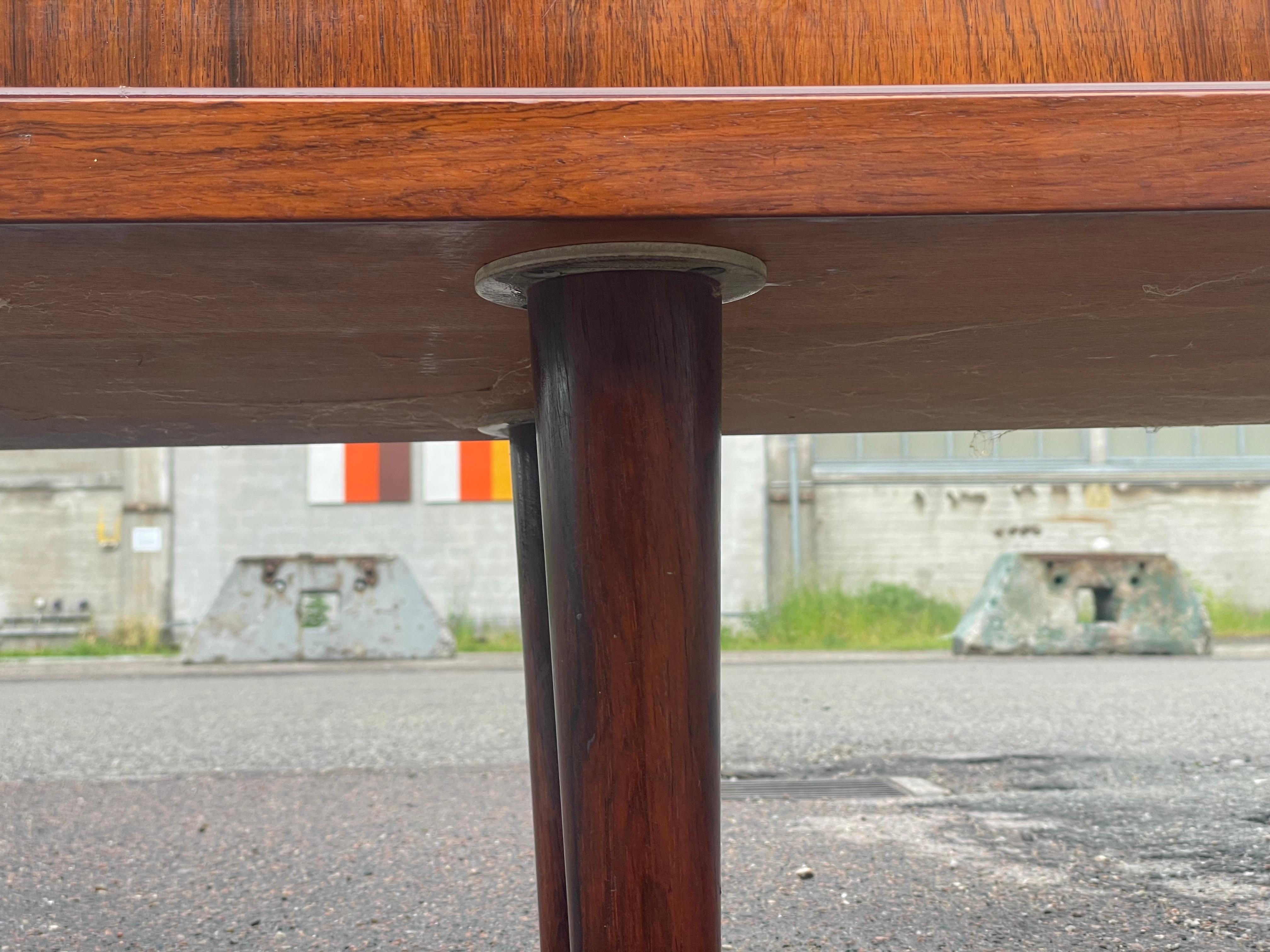 Rare Danish mid century sideboard model RY-26 designed by Hans Wegner,  1950´s For Sale 5