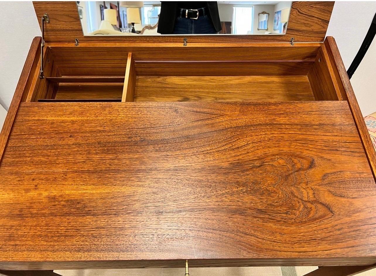 Scandinavian Modern Rare Danish Modern Arne Wahl Iversen Vanity Desk