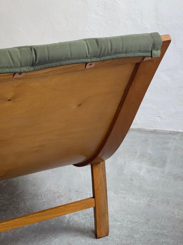 Rare 1940s Danish Modern Lounge Chair in Elm by Søren Hansen for Fritz Hansen  For Sale 10