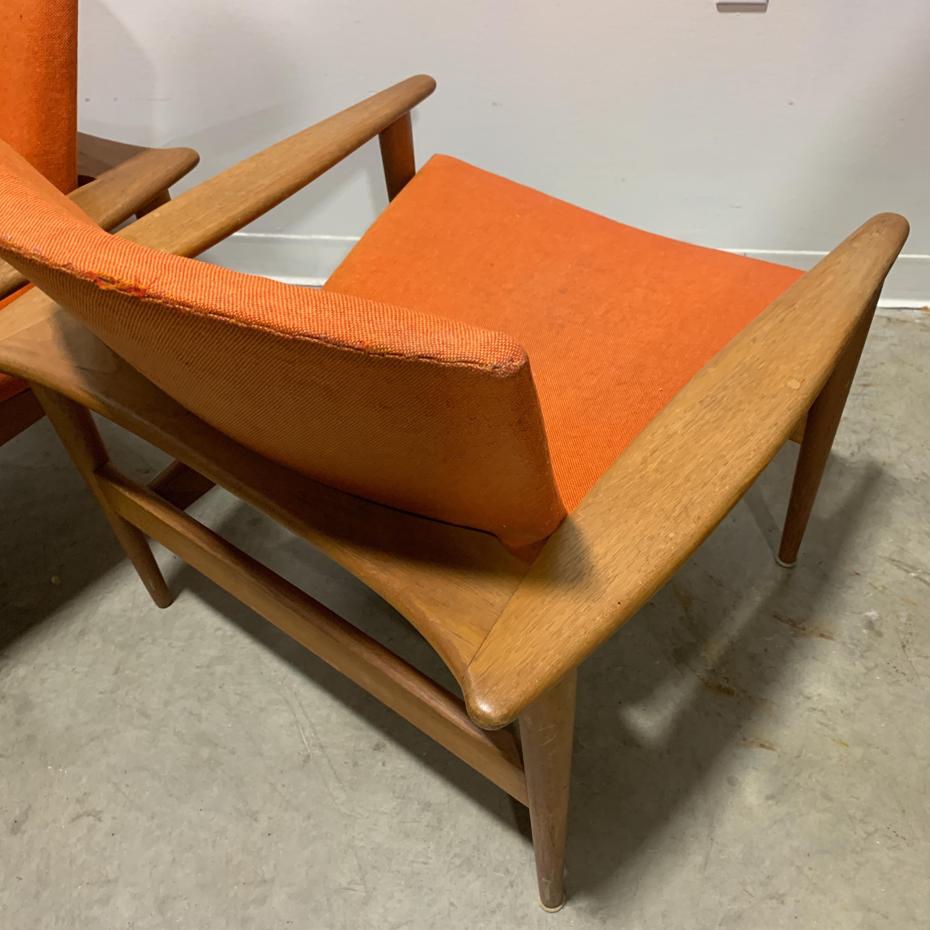 Mid-Century Modern Danish Modern Teak Lounge Chairs (Pair)