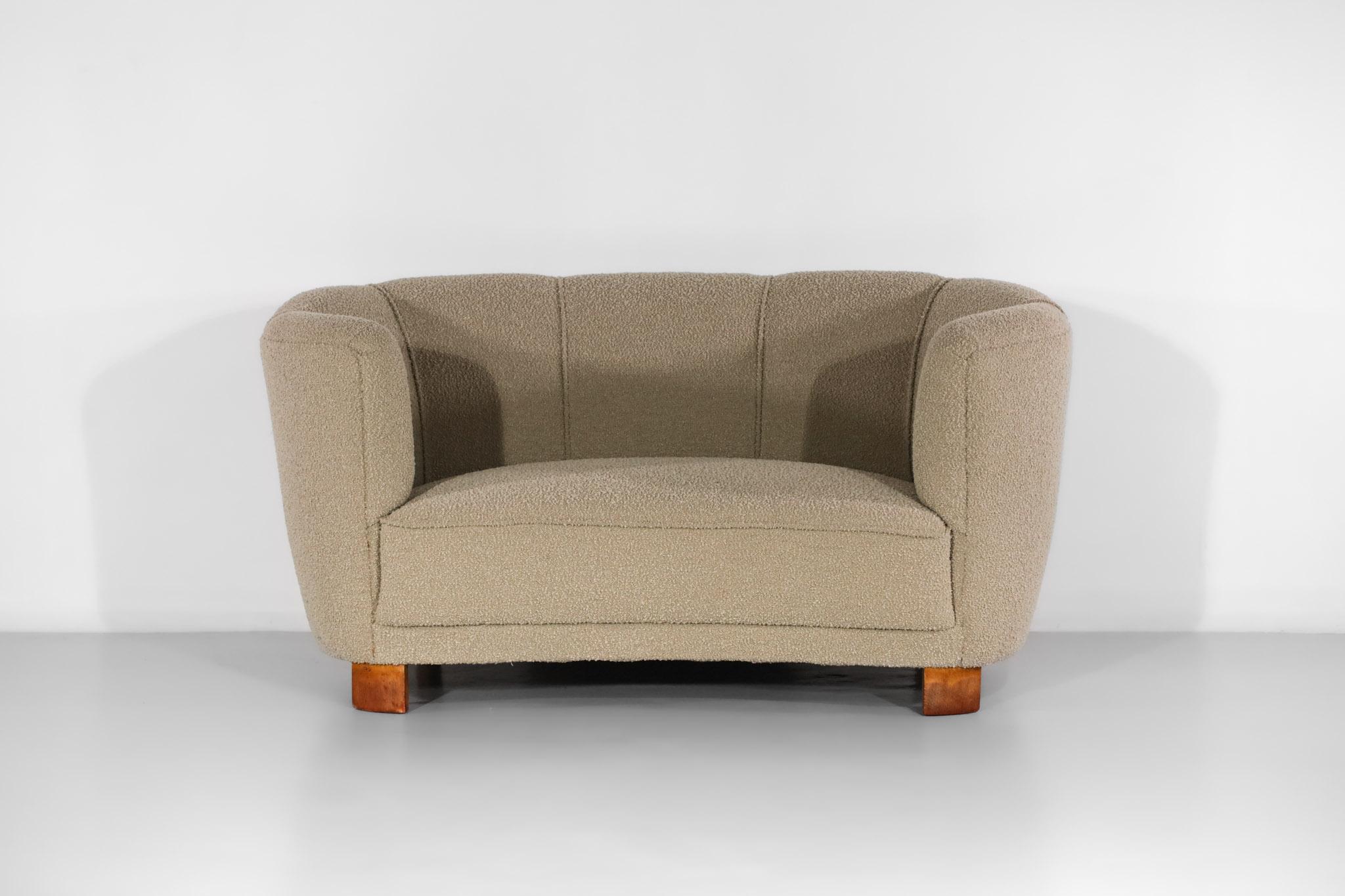 Rare Danish Sofa from the 40's Curved Beige Fabric Scandinavian Armchair In Good Condition In Lyon, FR
