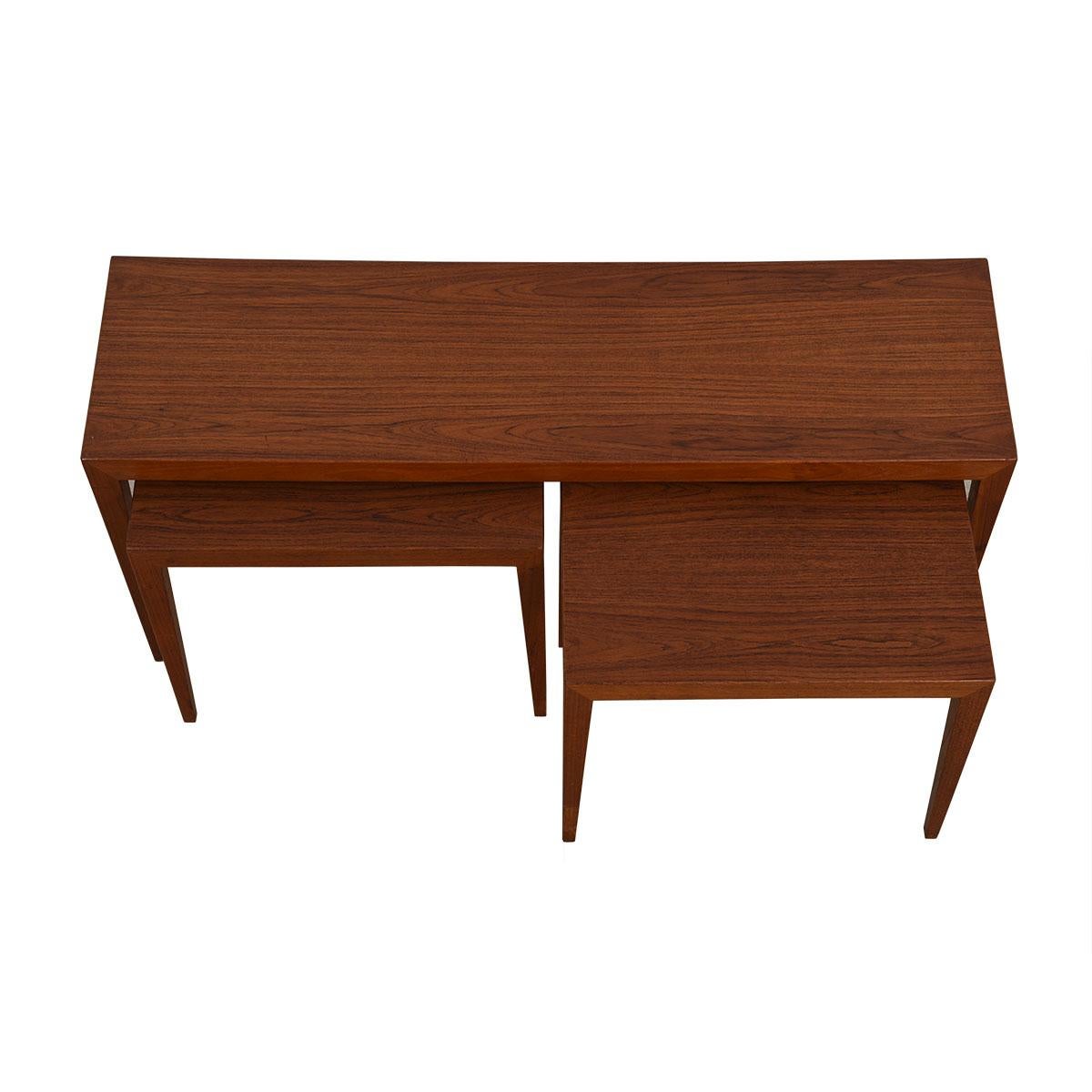 Rare Danish Teak Skinny Accent / Coffee Table with Pair Nesting Tables In Excellent Condition For Sale In Kensington, MD