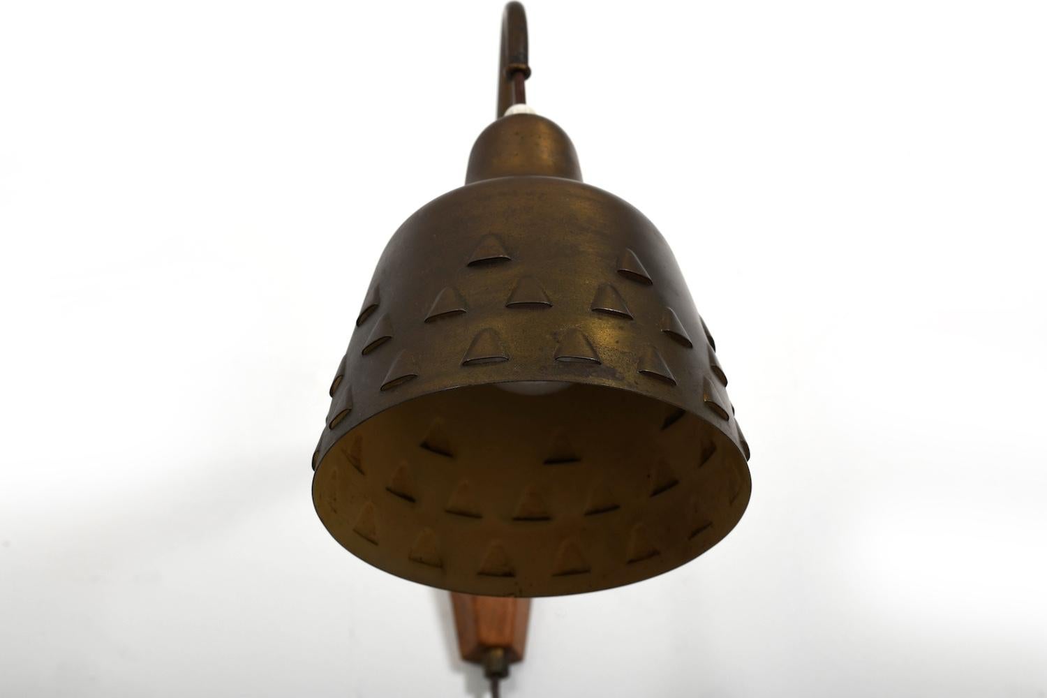 Rare Danish Wall Lamp in Brass and Teak 1950s For Sale 1