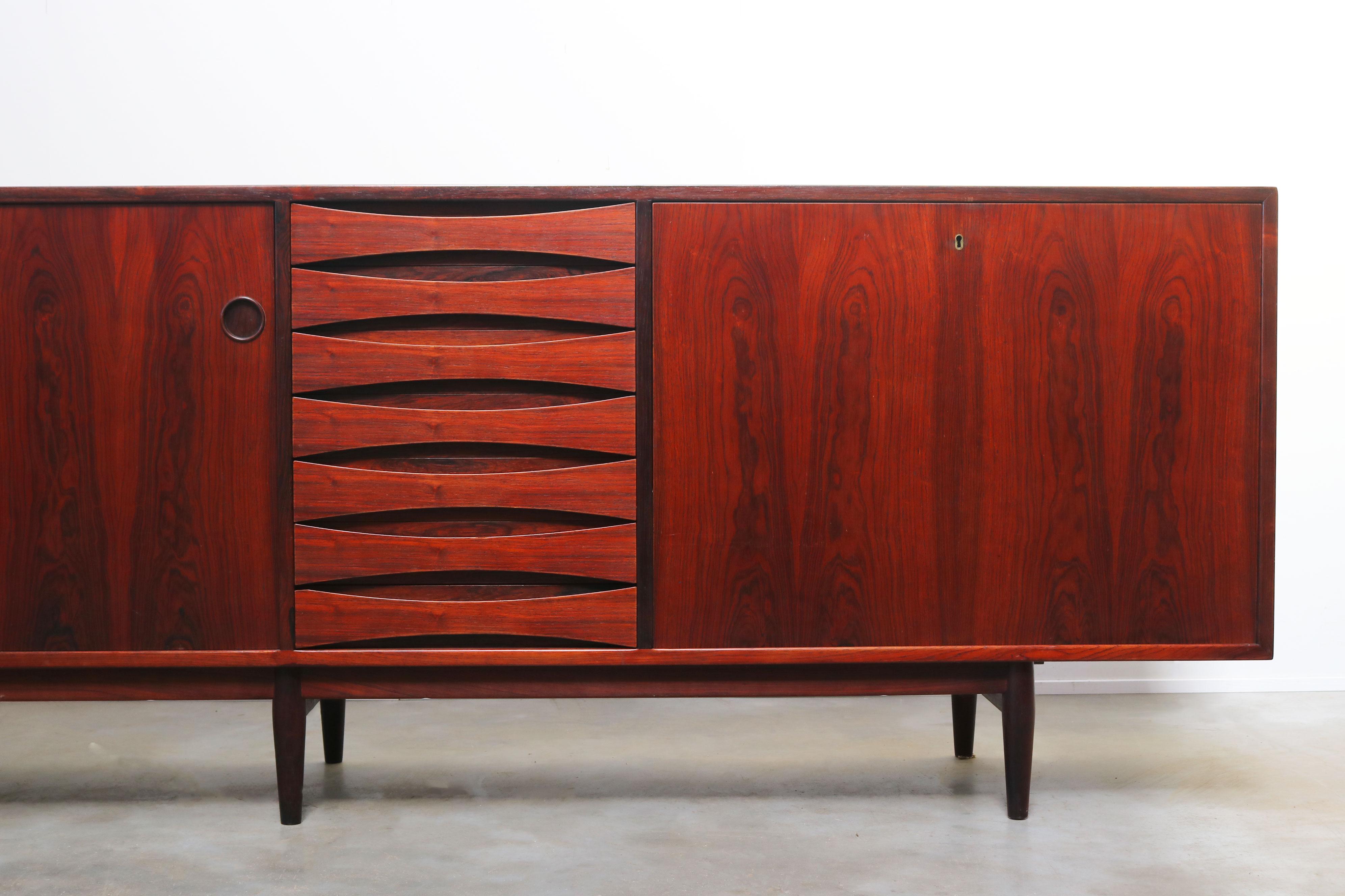 Wood Rare Dansih design sideboard model 29A by Arne Vodder for Sibast furniture 1950 For Sale
