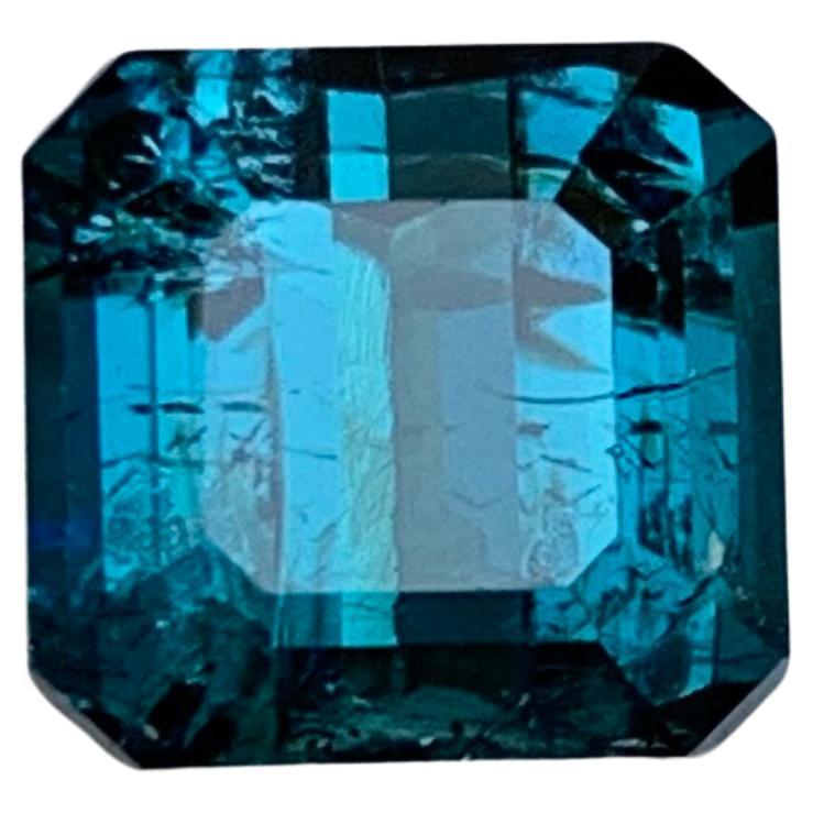 Rare tourmaline naturelle bleu foncé taille émeraude de 3,70 carats pour bijou de bijouterie