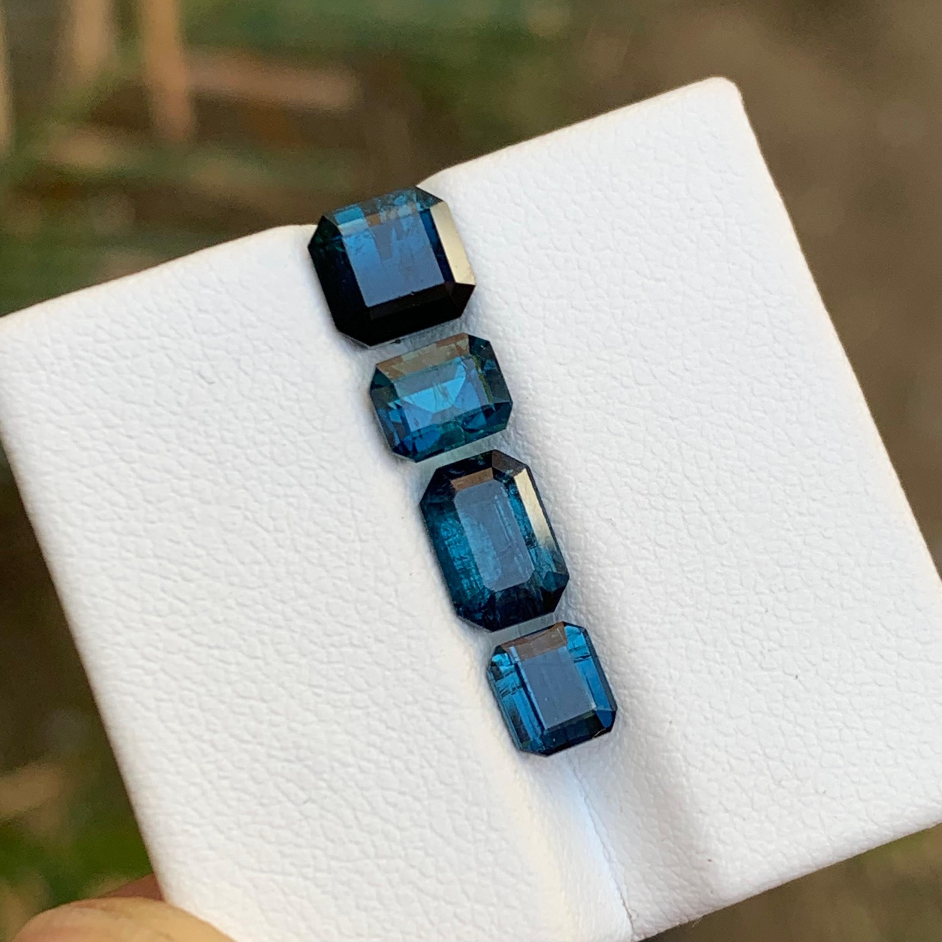 Rare Darkish Inky Blue Natural Tourmaline Gemstones Lot, 4.85 Ct for Jewelry In New Condition For Sale In Peshawar, PK
