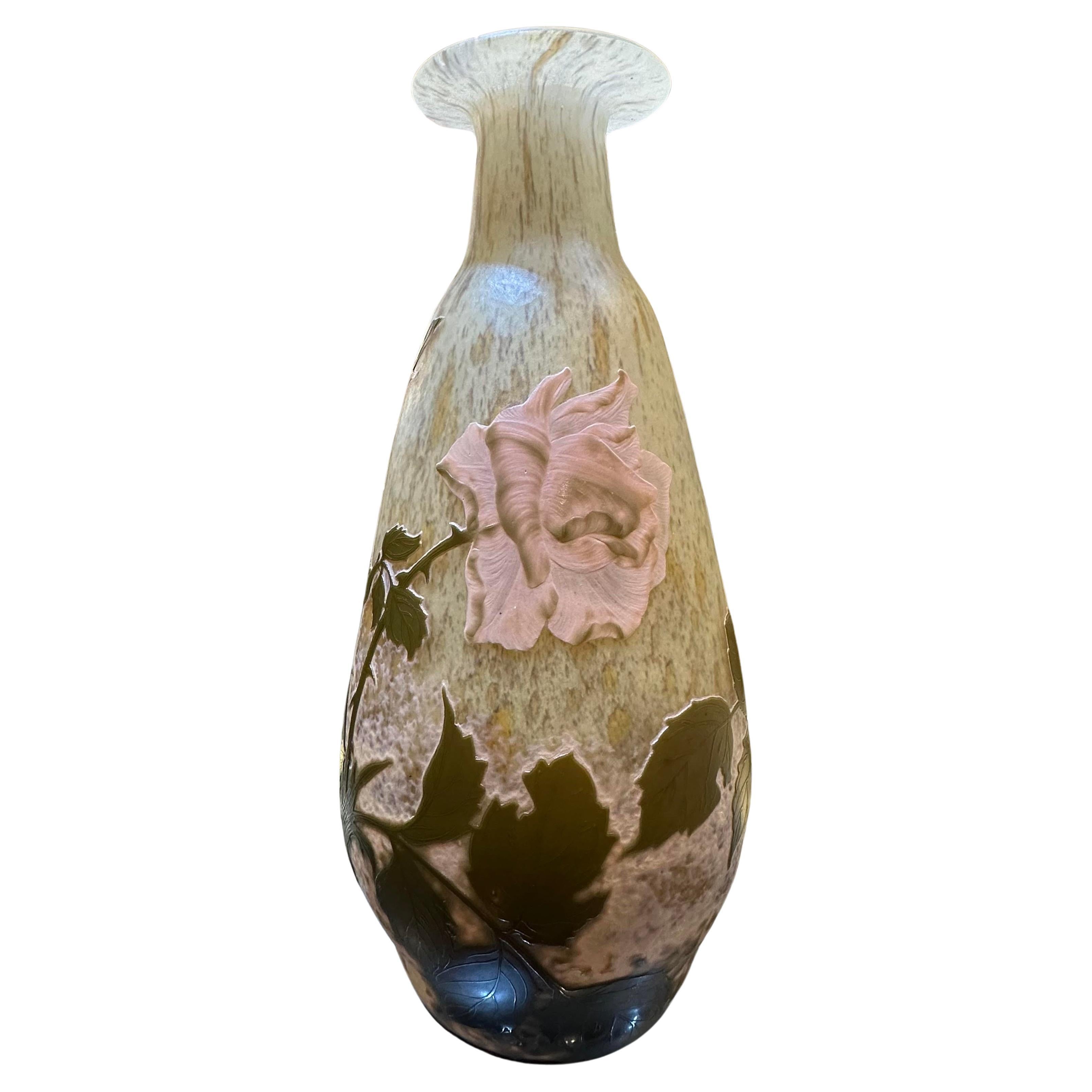 Rare Daum Nancy Wheel-Carved Rose 'La France' double overlay Cameo Glass Vase For Sale