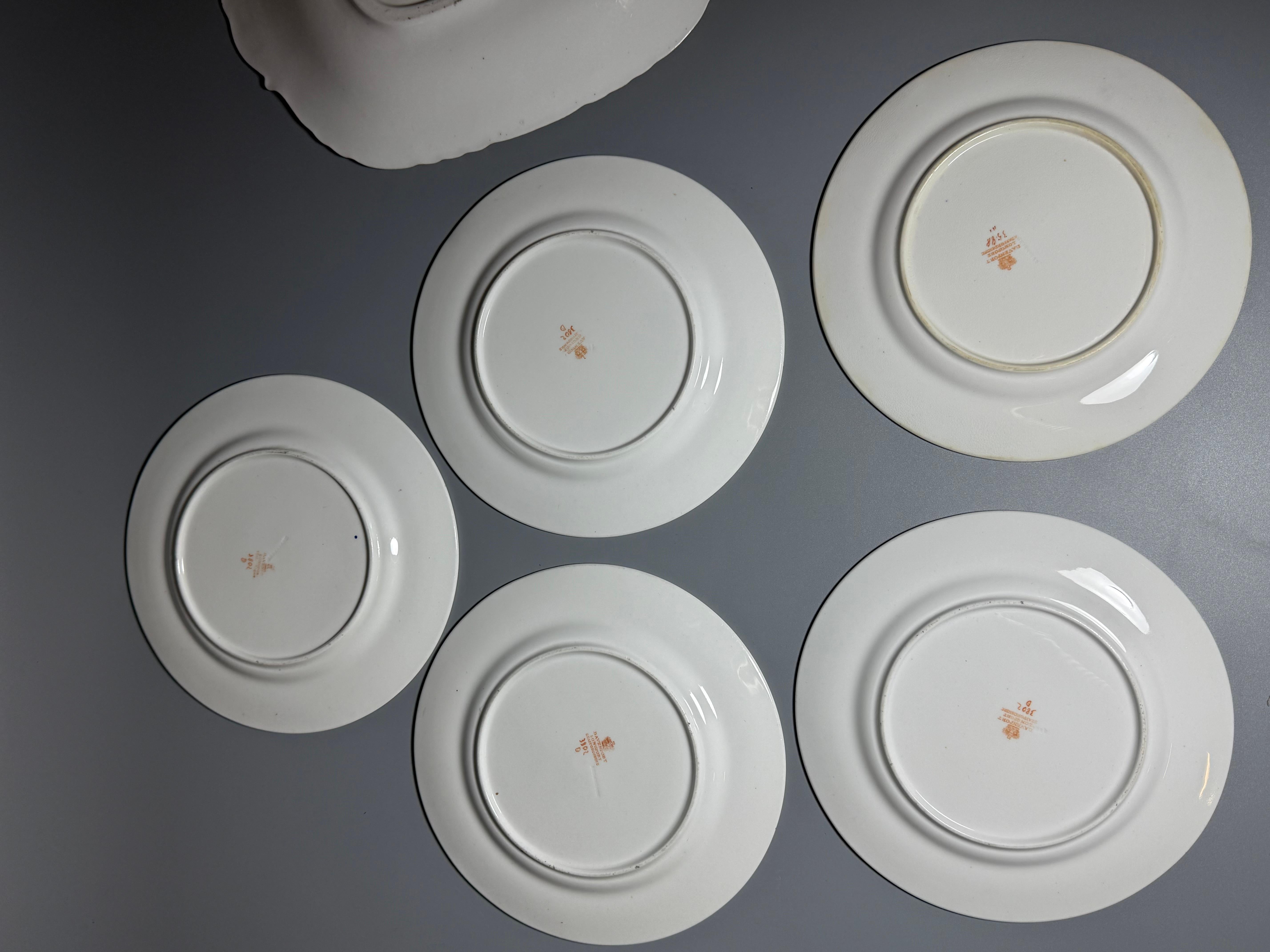Canton Style White Blue Porcelain Davenport England Willow Six pieces 1820-1886 For Sale 7