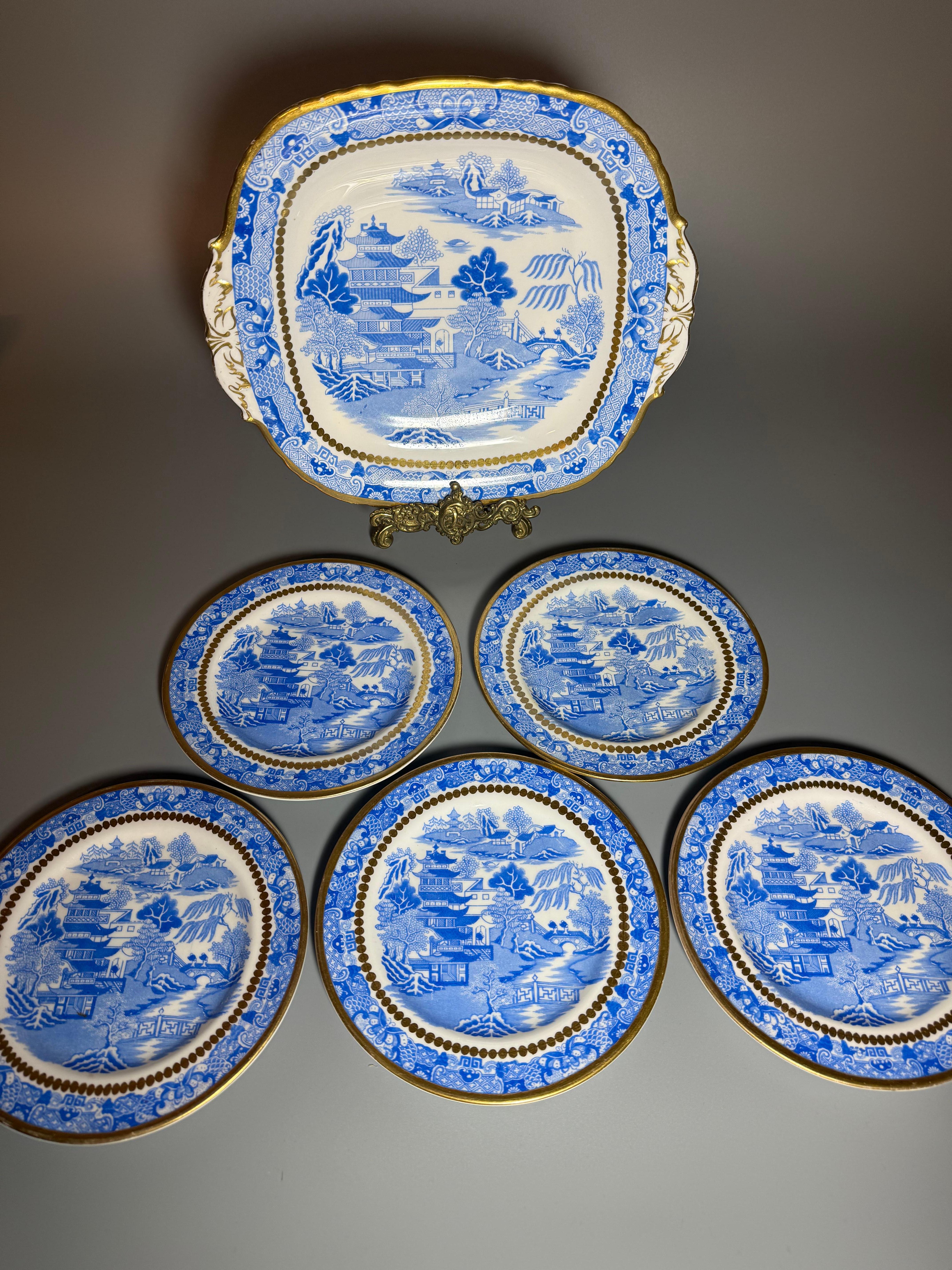 Canton Style White Blue Porcelain Davenport England Willow Six pieces 1820-1886 For Sale 10