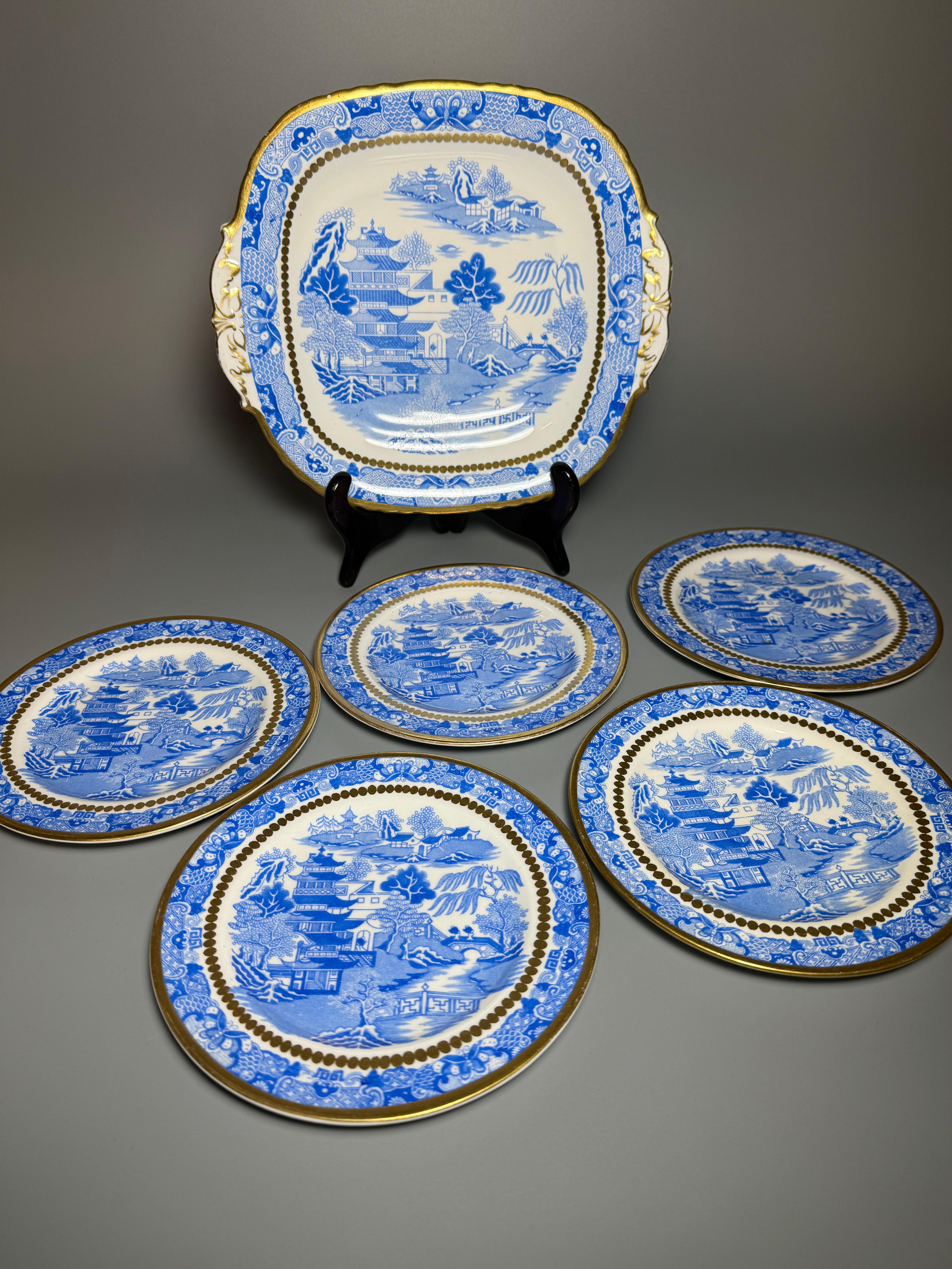 Canton Style White Blue Porcelain Davenport England Willow Six pieces 1820-1886 In Good Condition For Sale In Uppsala , SE