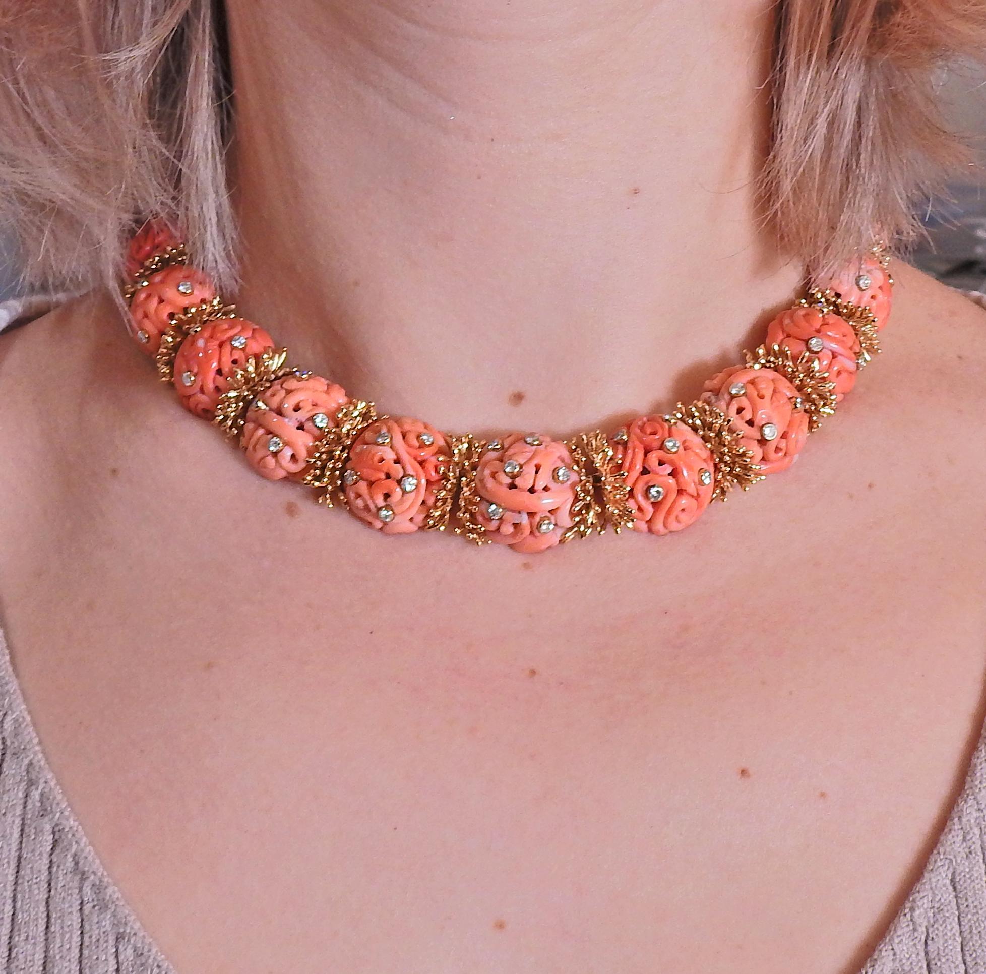 Rare David Webb 1960s Diamond Carved Coral Gold Earrings Necklace Set For Sale 1