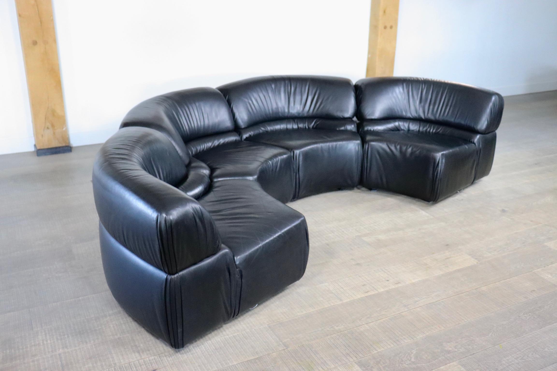 Rare De Sede Cosmos Modular Sofa in Black Leather, Switzerland 1970s In Good Condition In ABCOUDE, UT