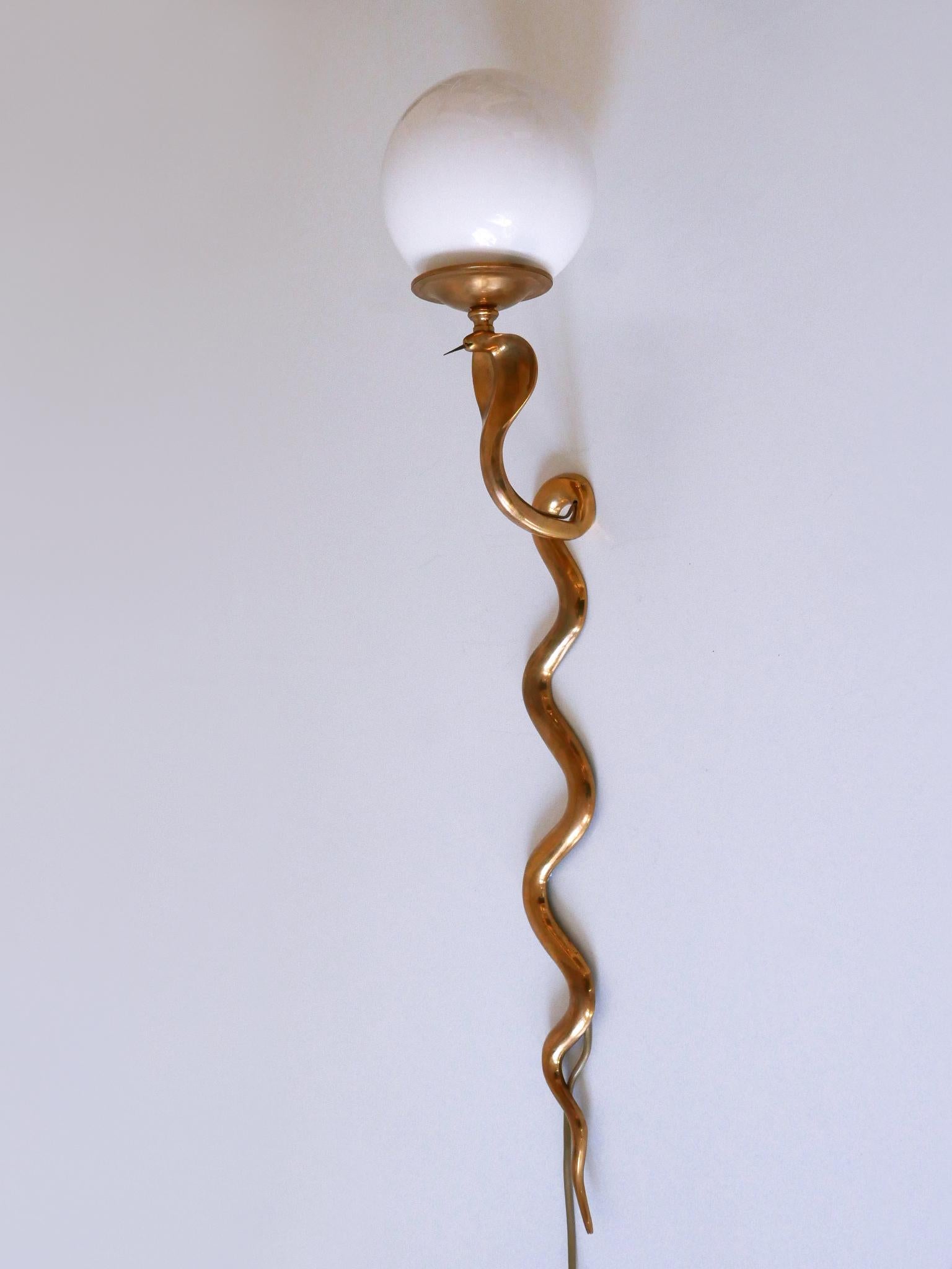 Rare & Decorative Cast Brass Cobra Sconce or Wall Lamp, possibly Maison Jansen For Sale 4