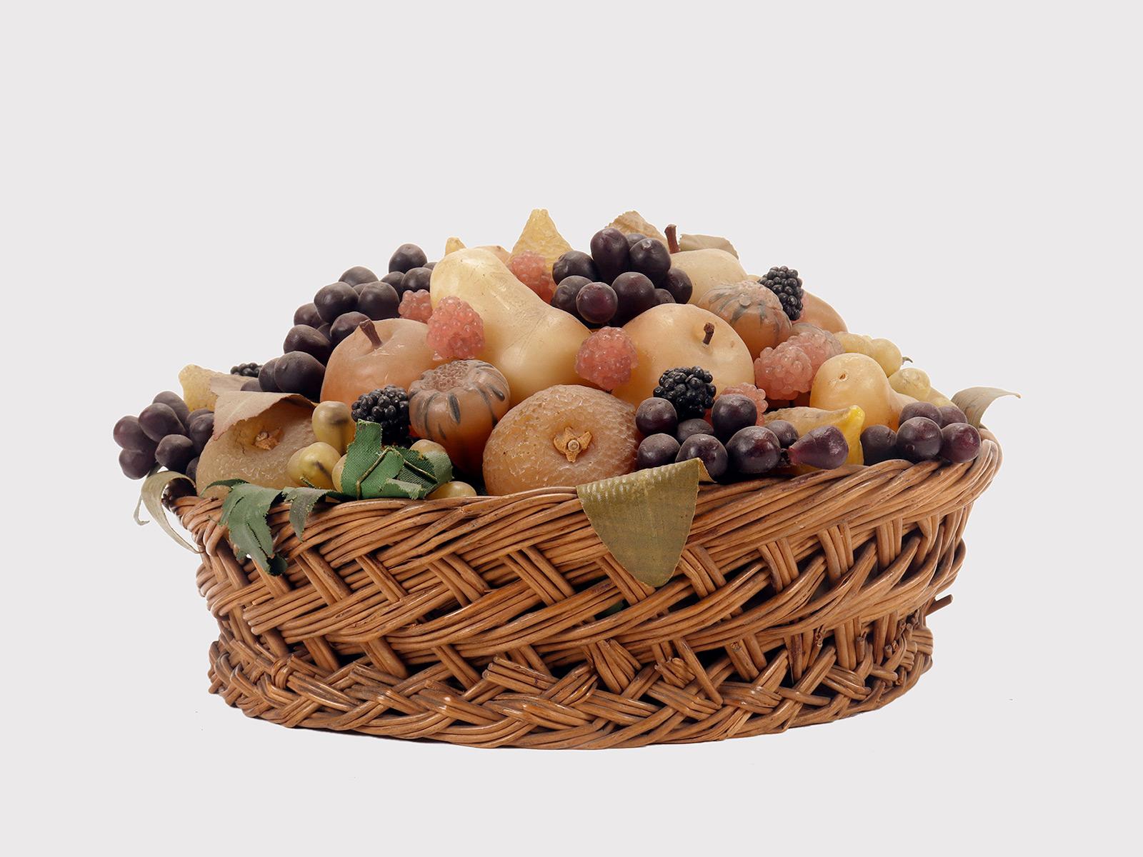 Seltener dekorativer Obstkorb aus Wachs. Italien, zweite Hälfte des 19. Jahrhunderts im Angebot 2