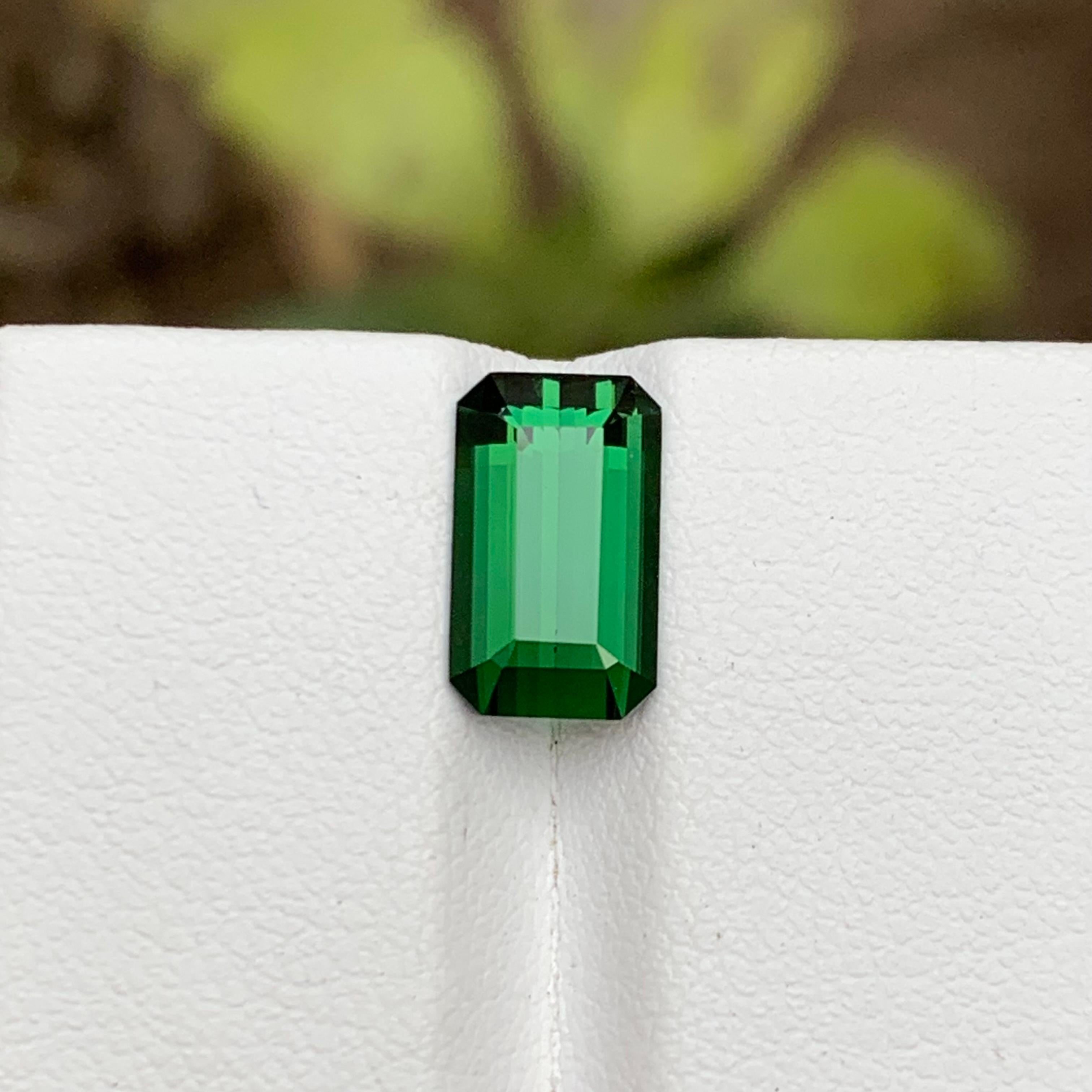 Rare Deep Green Natural Tourmaline Gemstone 2.95 Ct Emerald Cut for Ring/Pendant For Sale 7